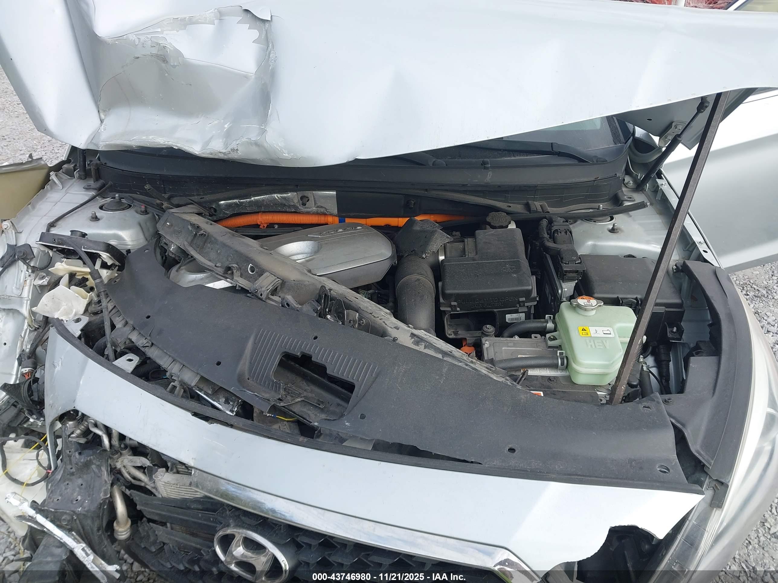 HYUNDAI SONATA image 10
