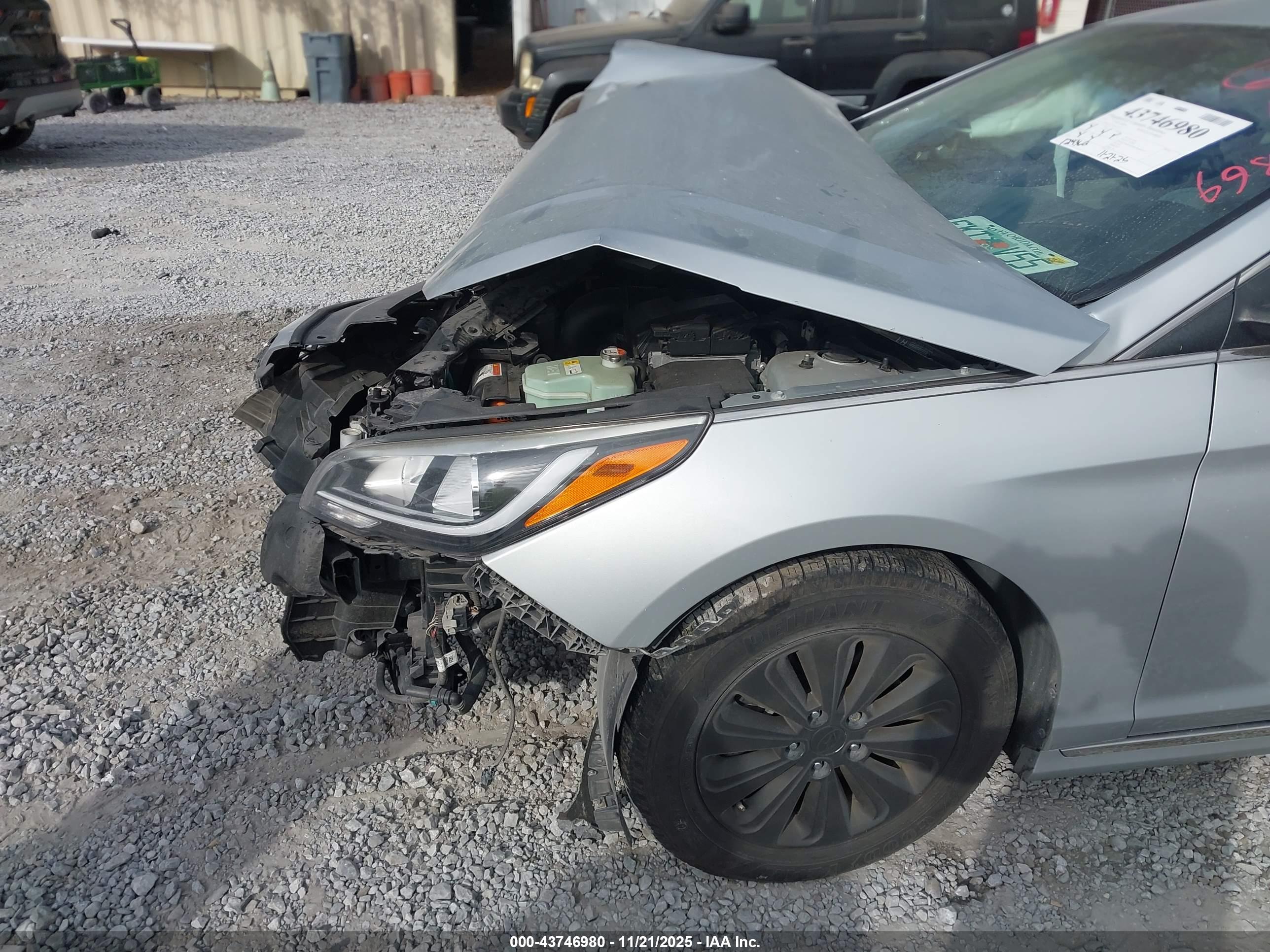 HYUNDAI SONATA image 6