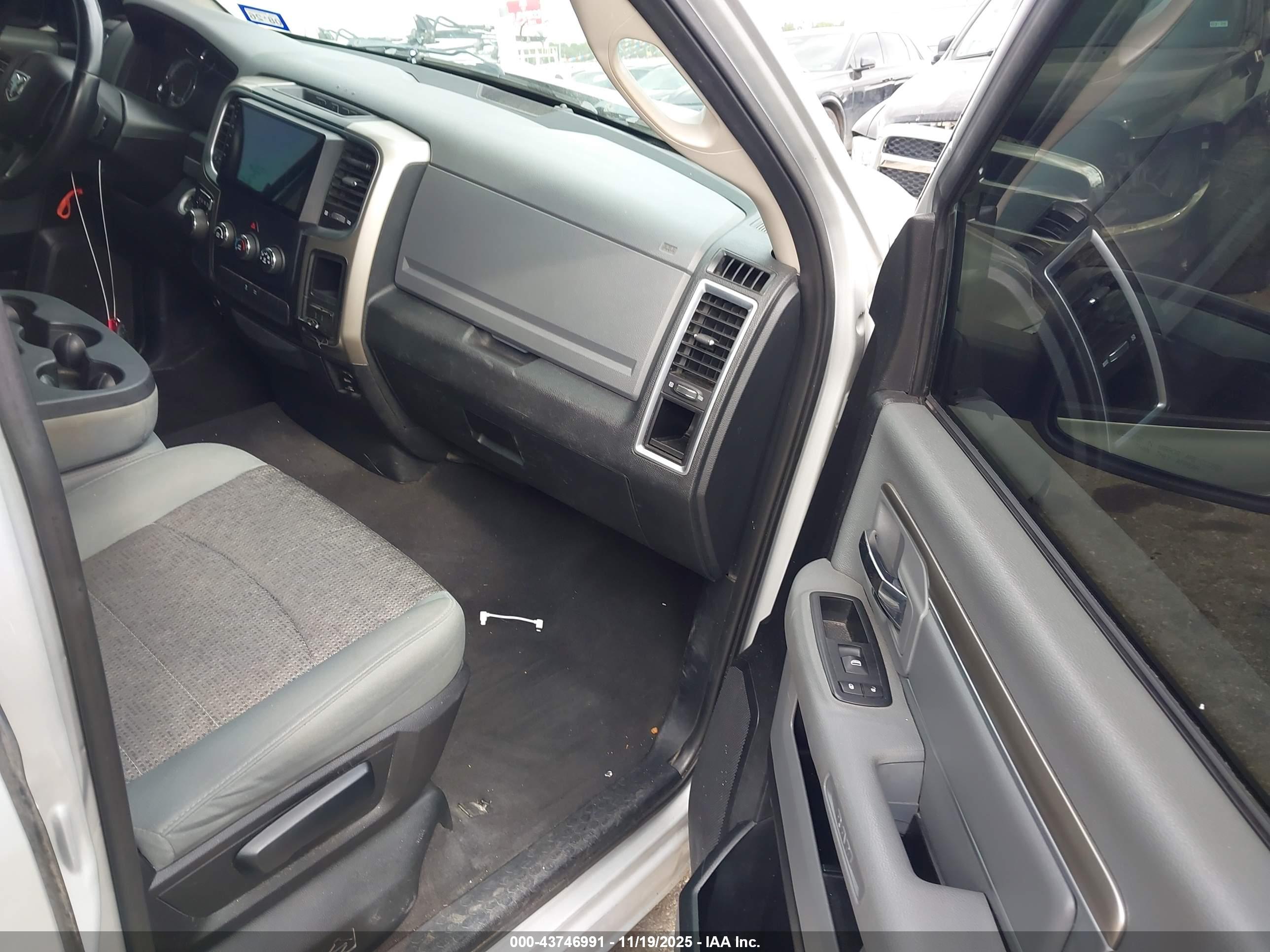 RAM 1500 image 5