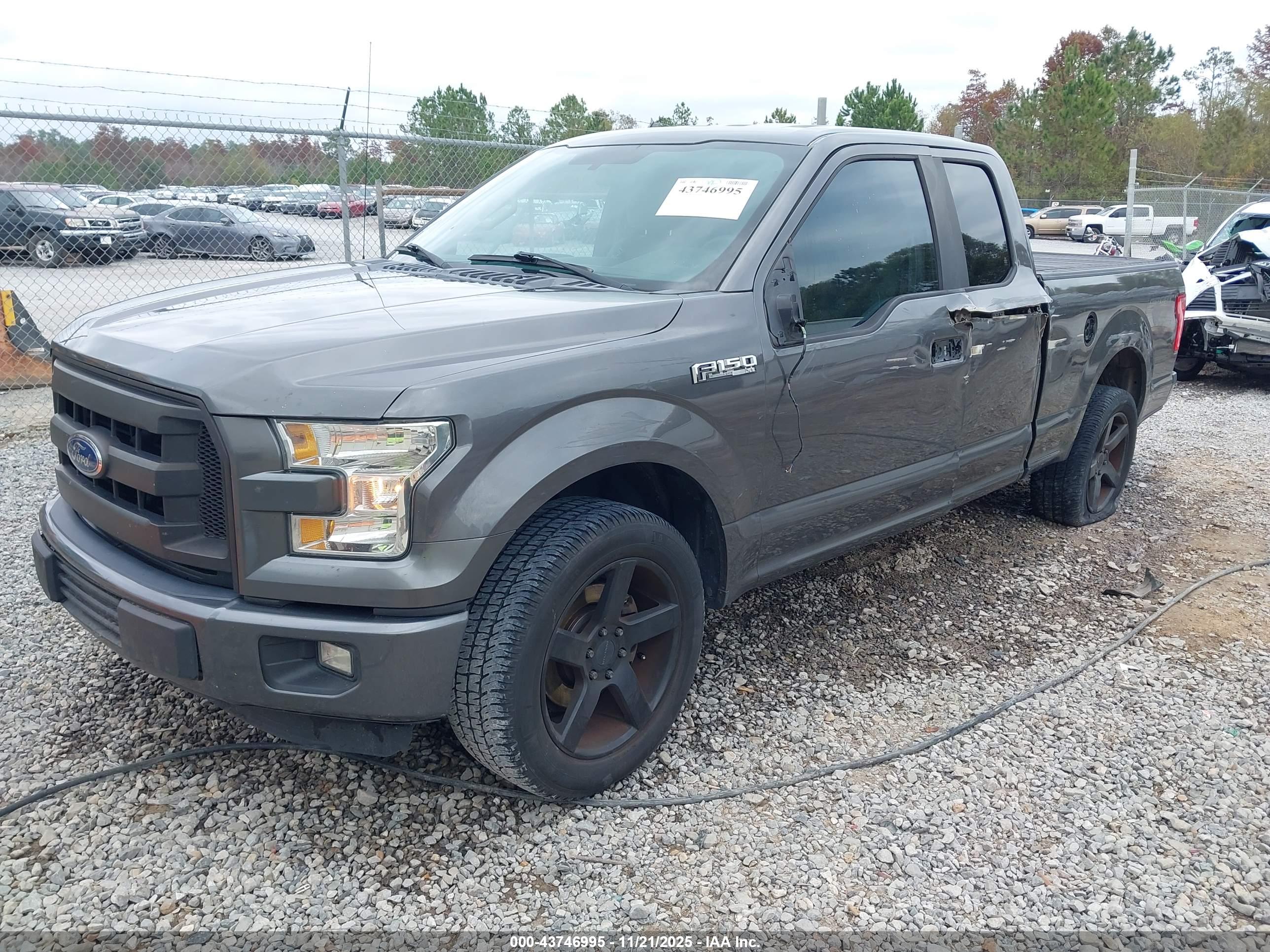 FORD F-150 image 2