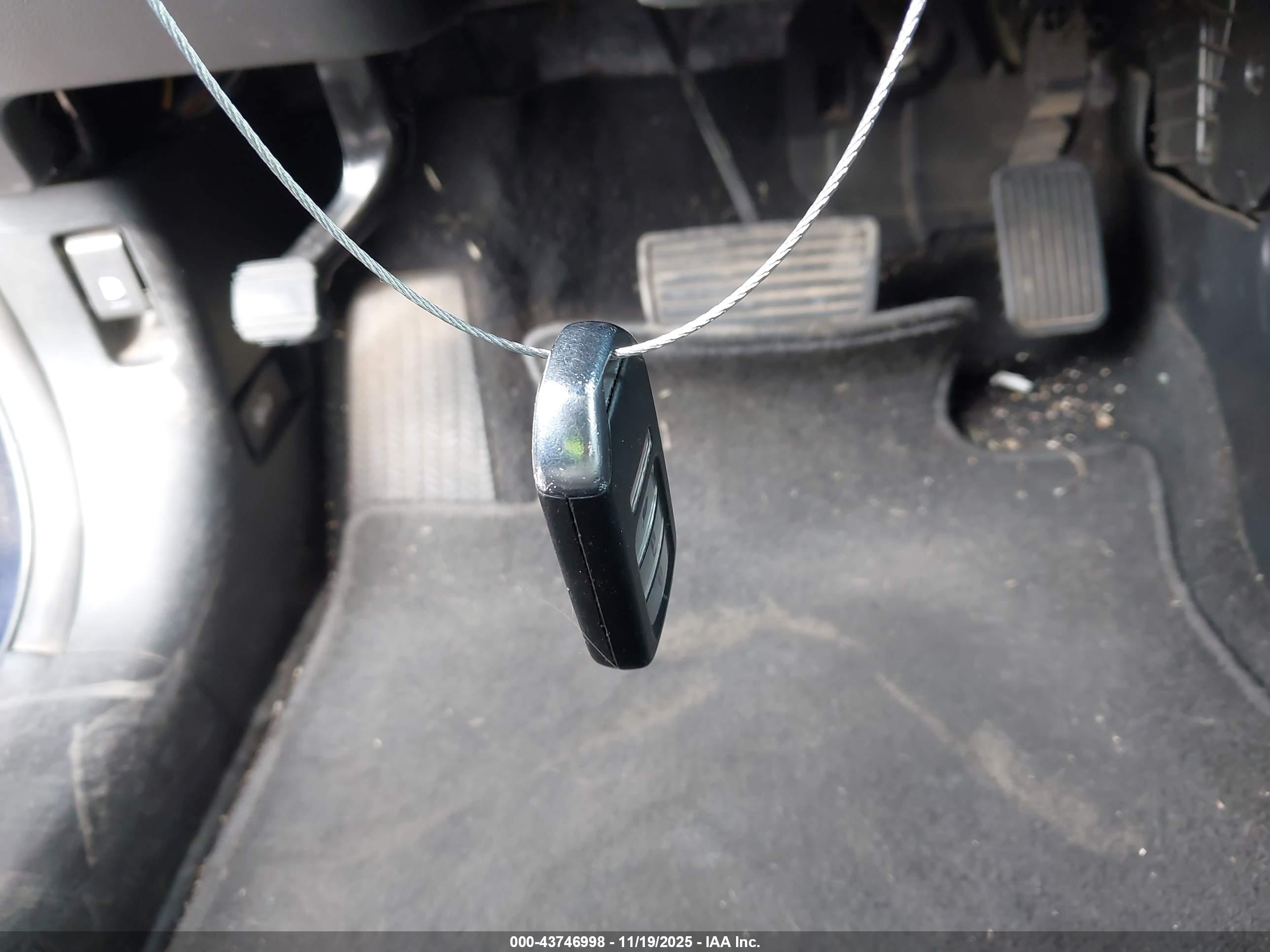 HONDA CR-V image 11