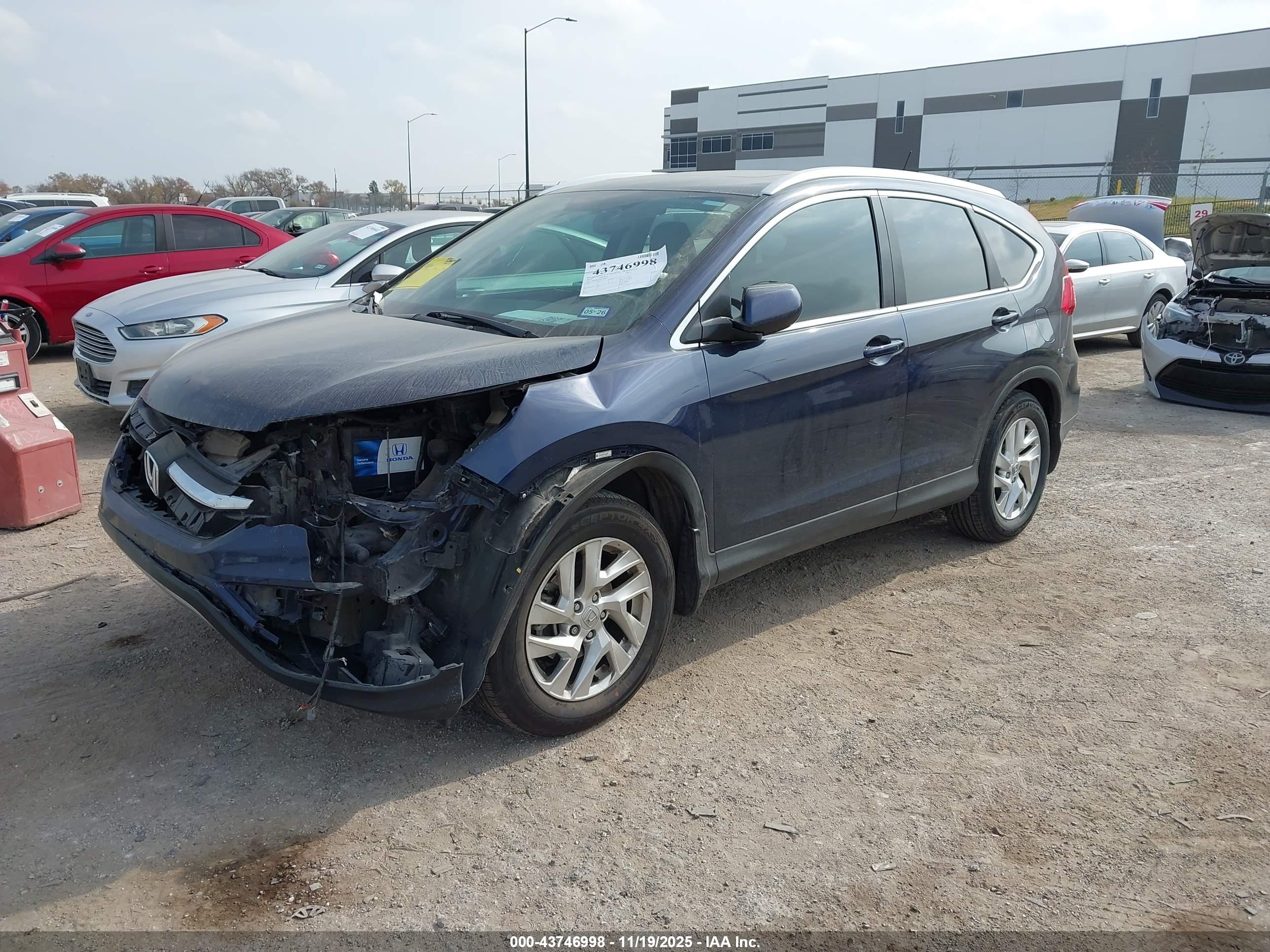 HONDA CR-V image 2
