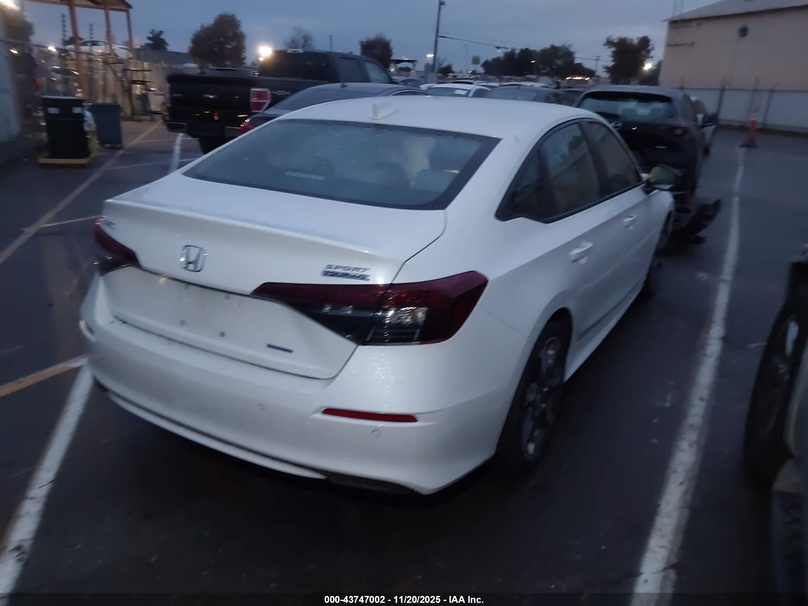 HONDA CIVIC image 4