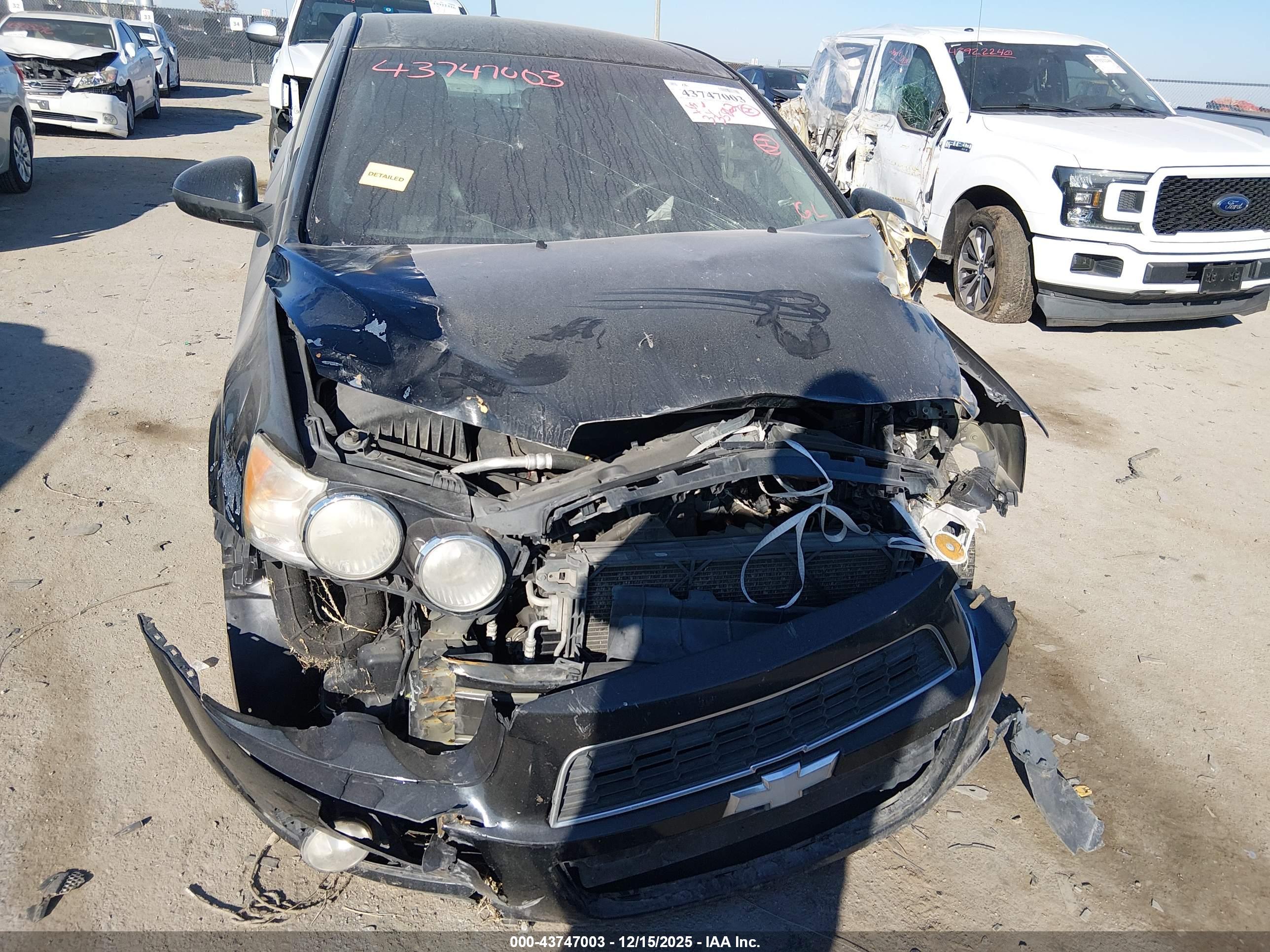 CHEVROLET SONIC image 6