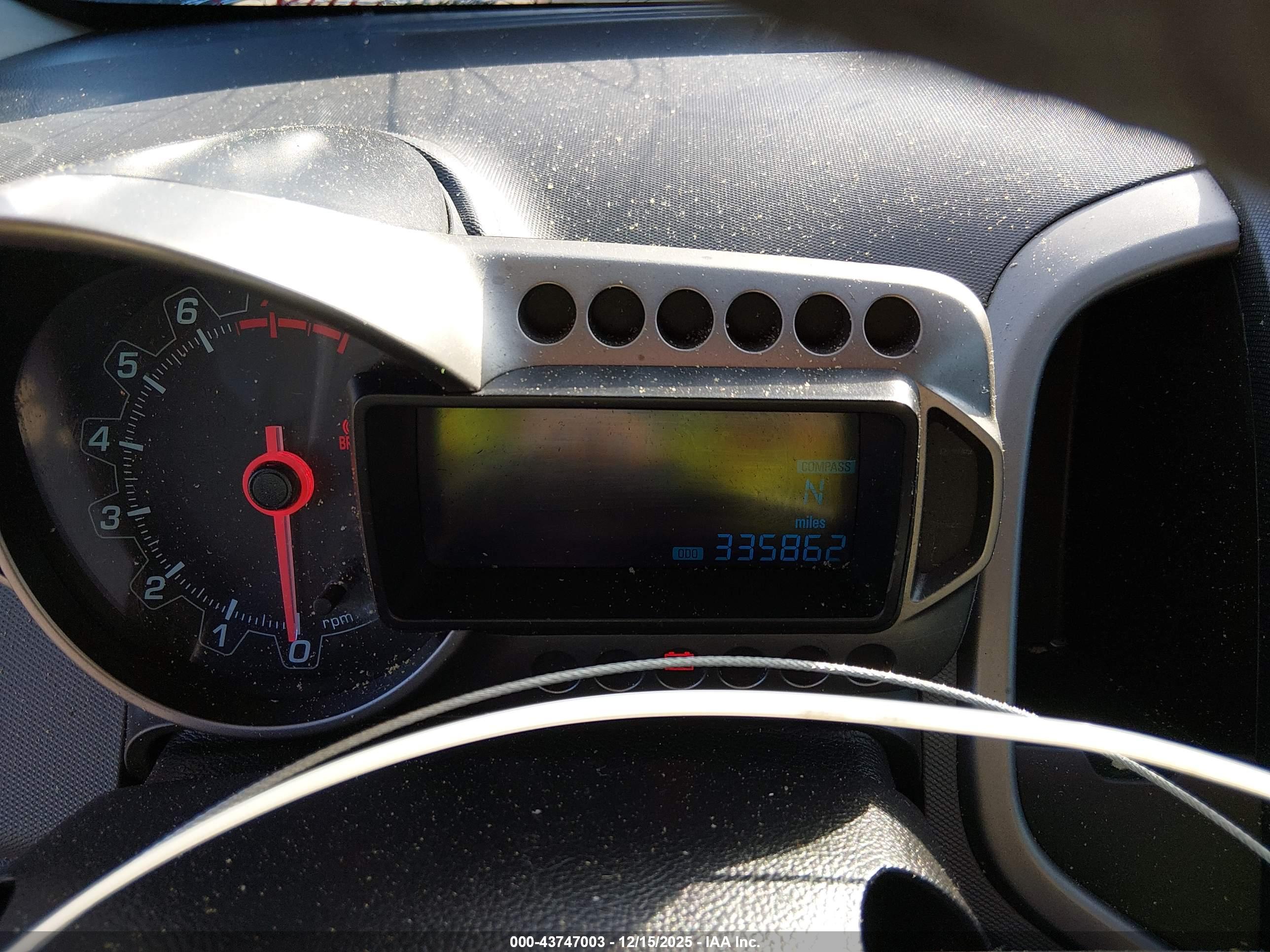 CHEVROLET SONIC image 7