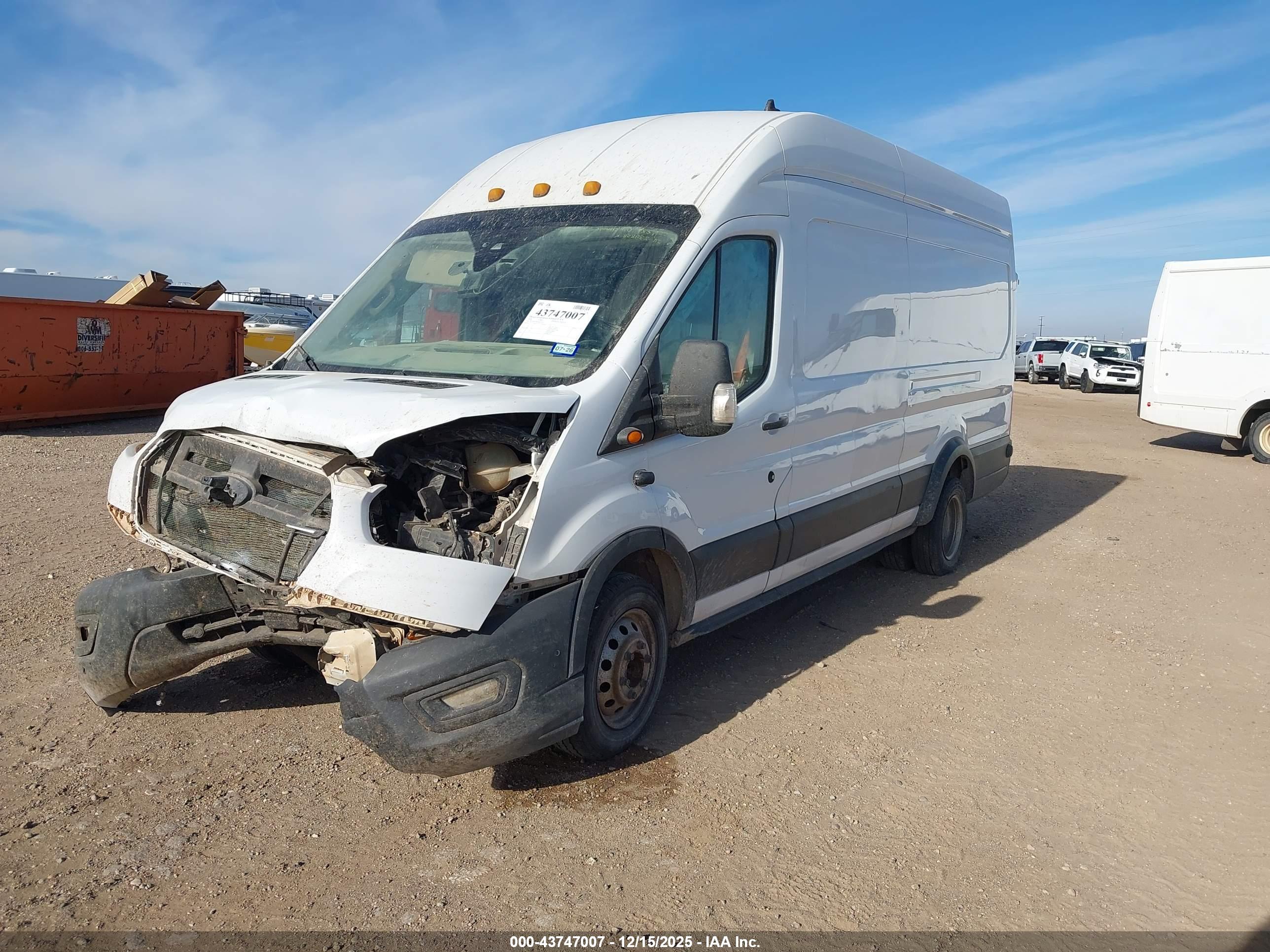 FORD TRANSIT image 2