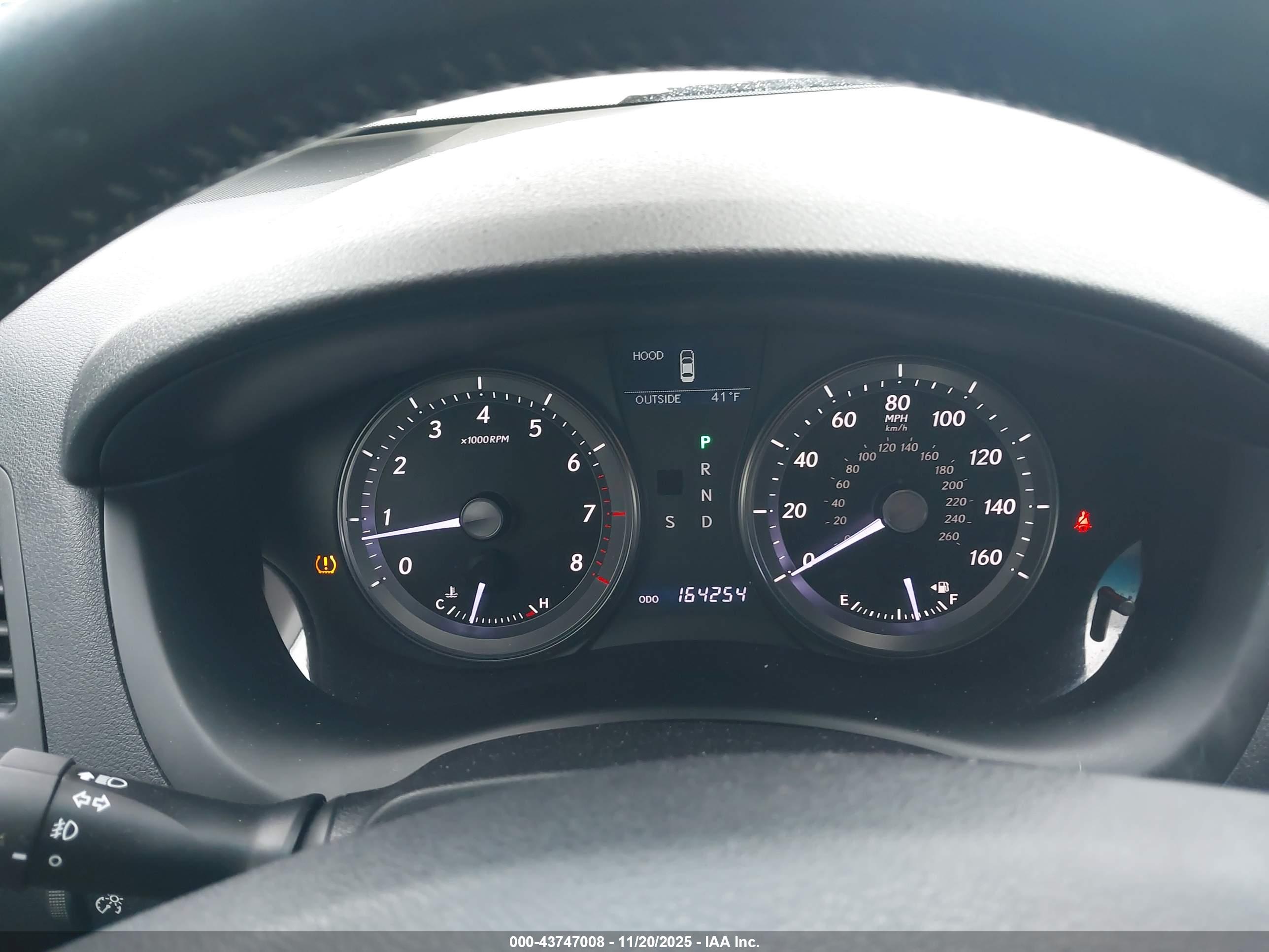 LEXUS ES image 7
