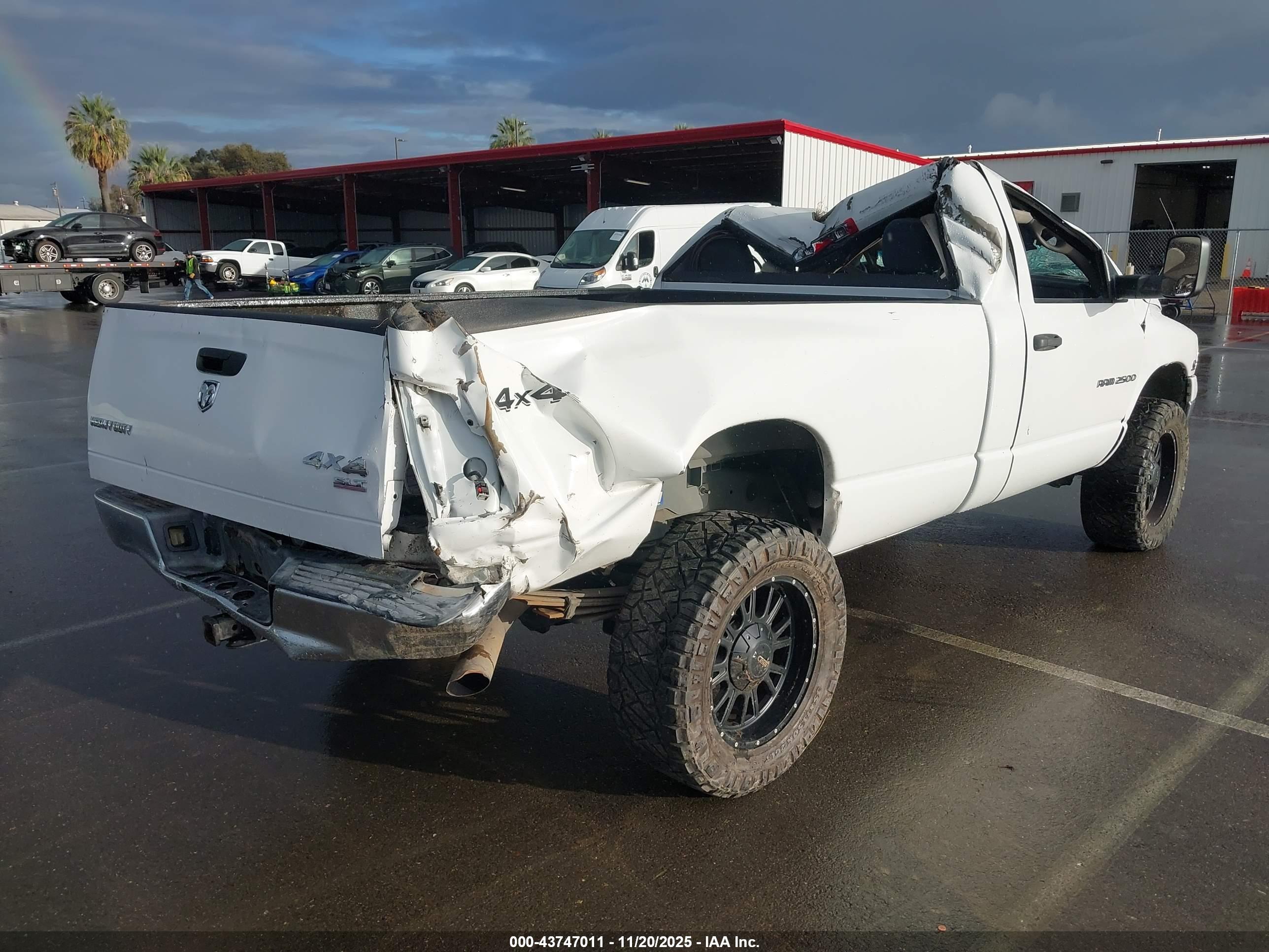 DODGE RAM image 4