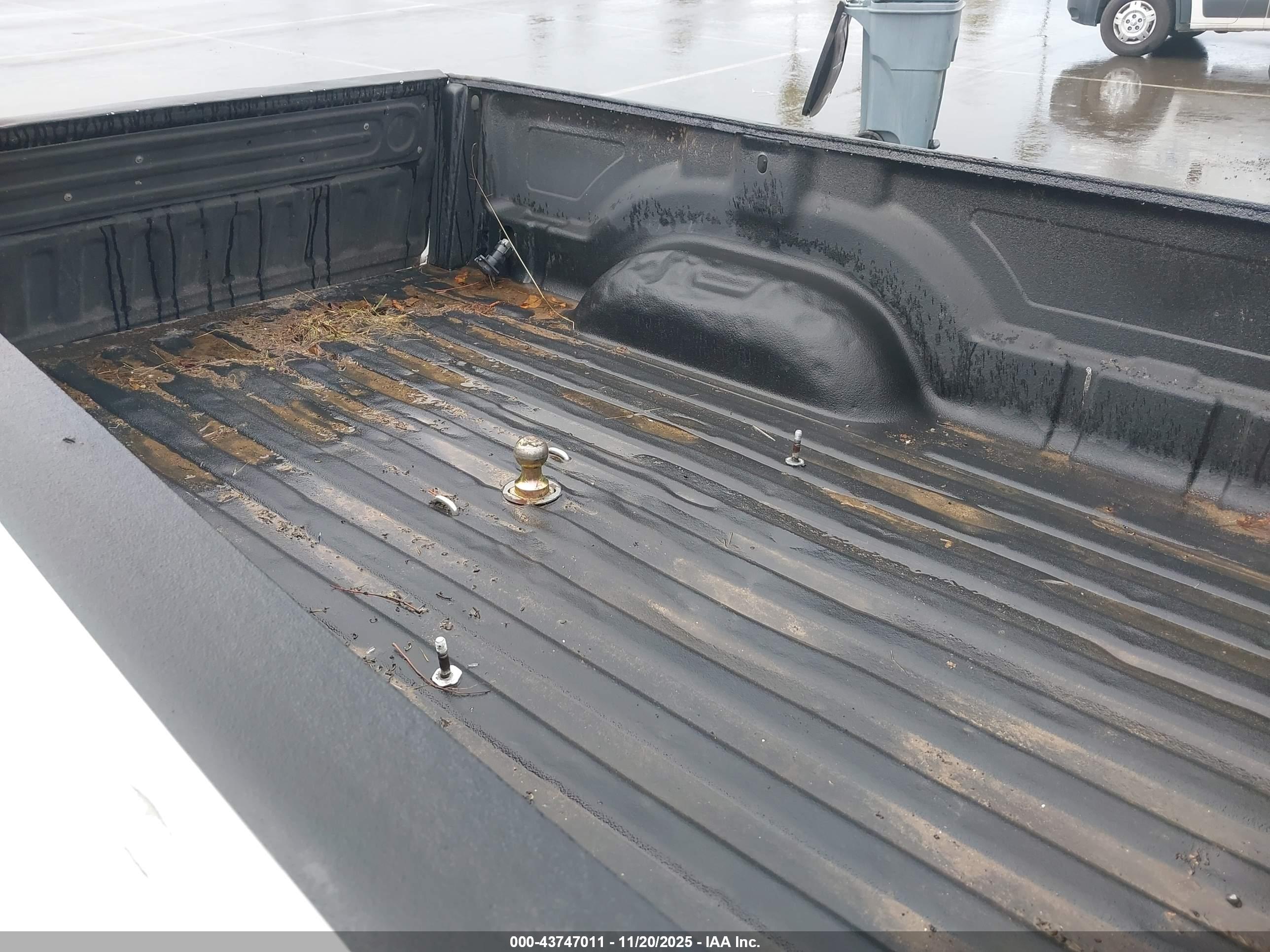 DODGE RAM image 8