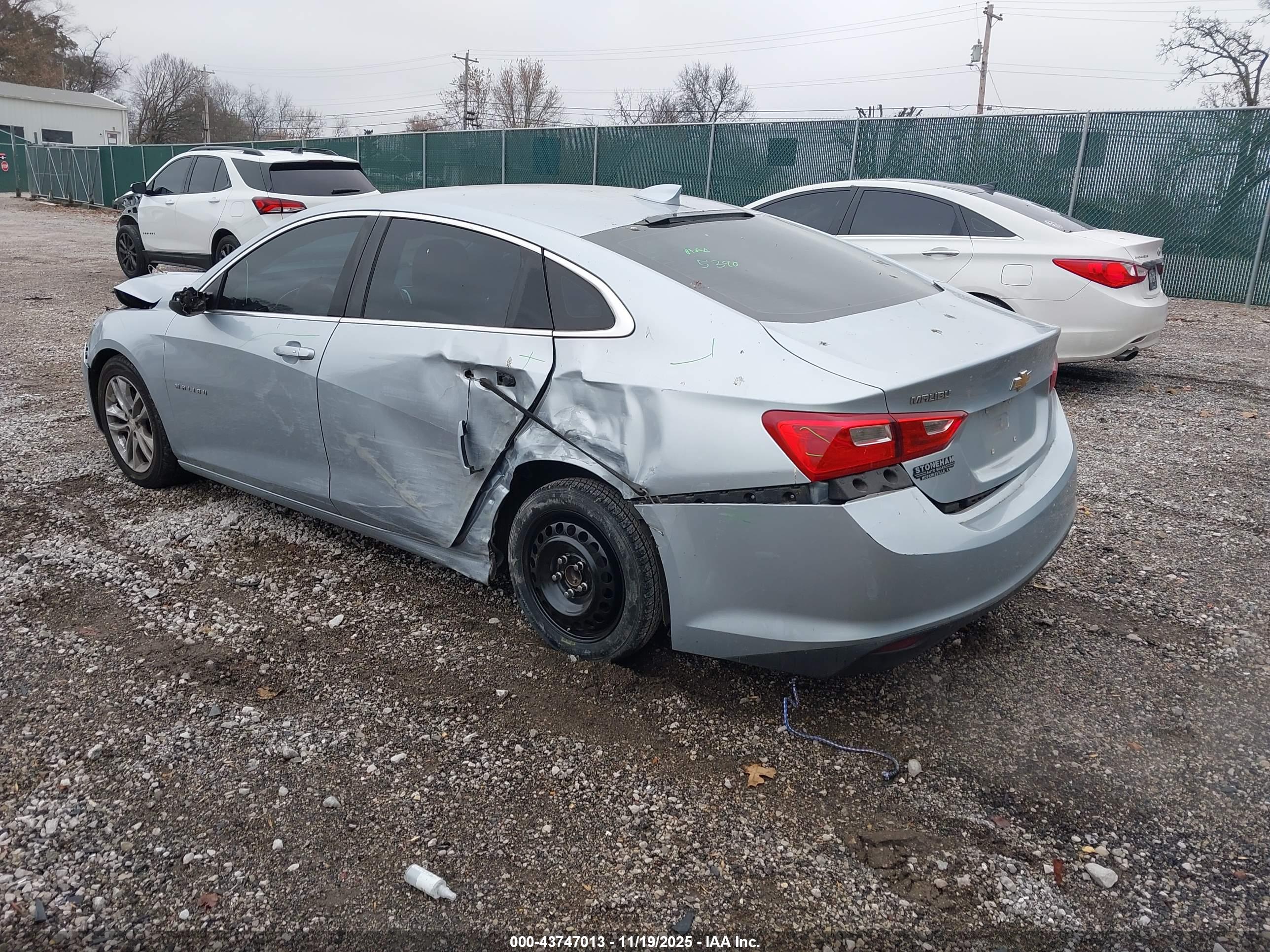 CHEVROLET MALIBU image 3