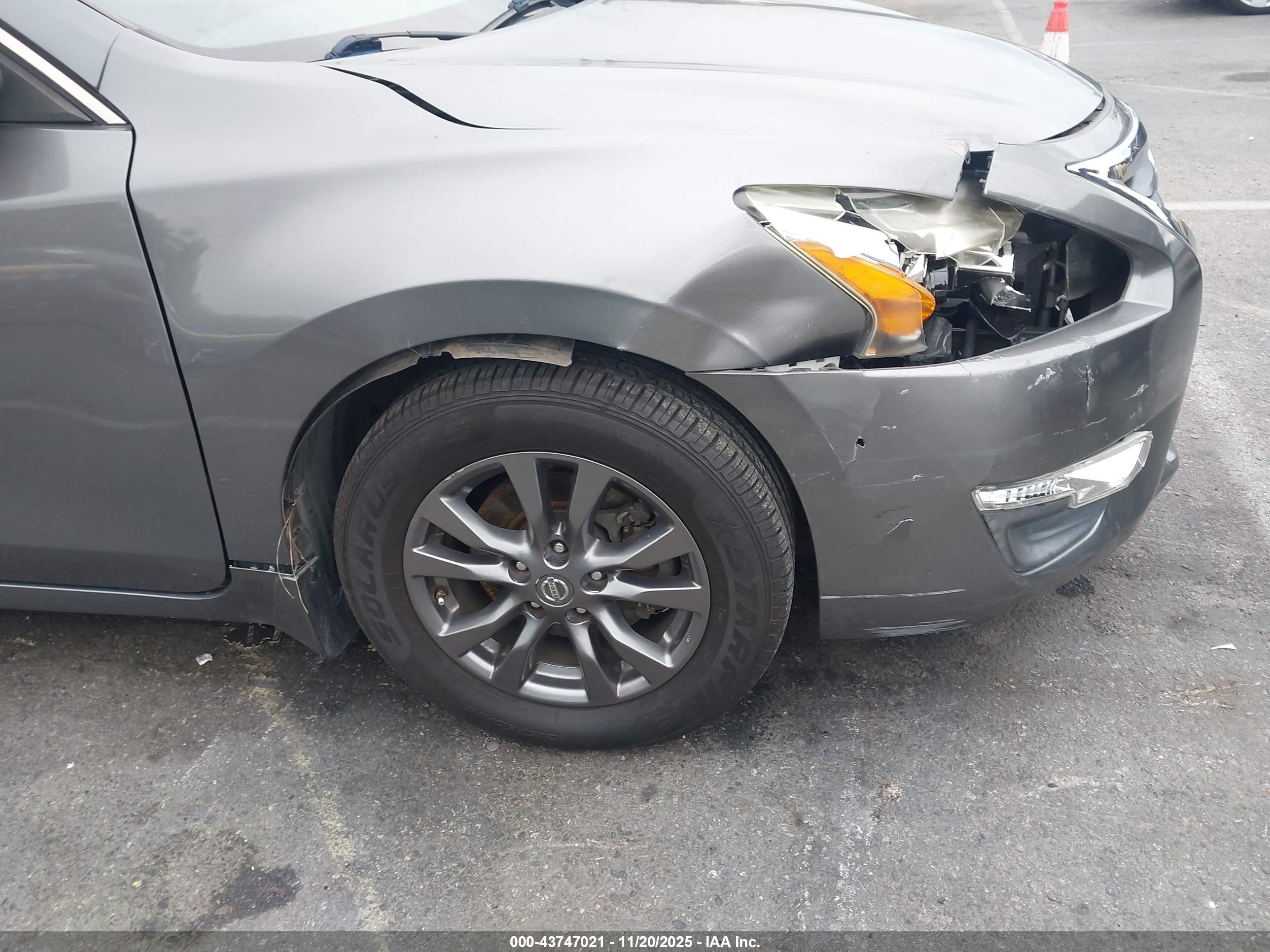 NISSAN ALTIMA image 6