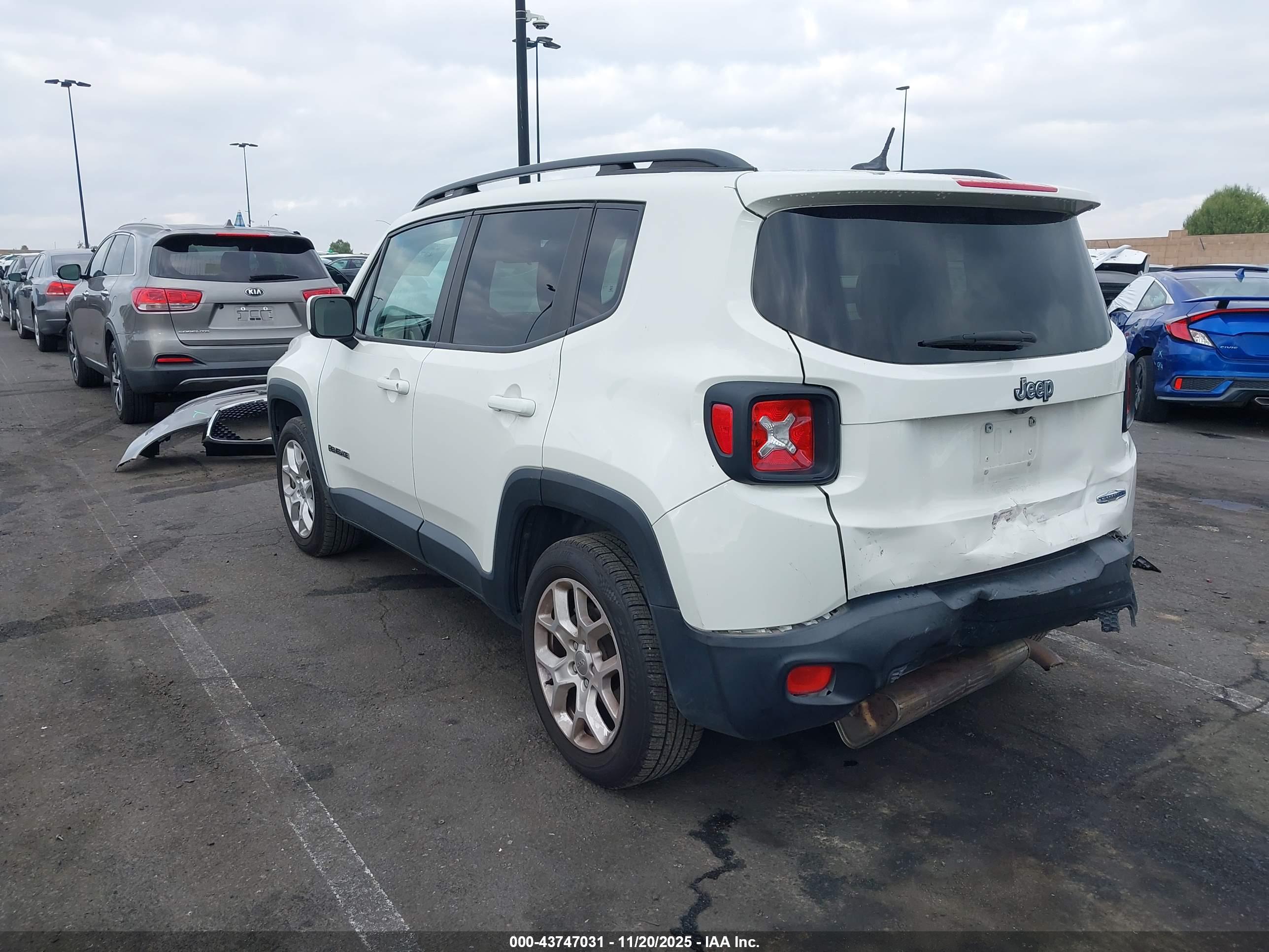 JEEP RENEGADE image 3