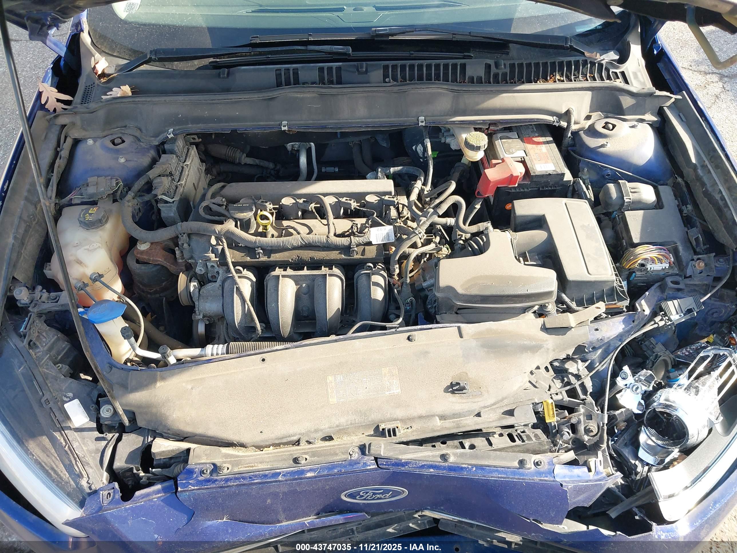 FORD FUSION image 10