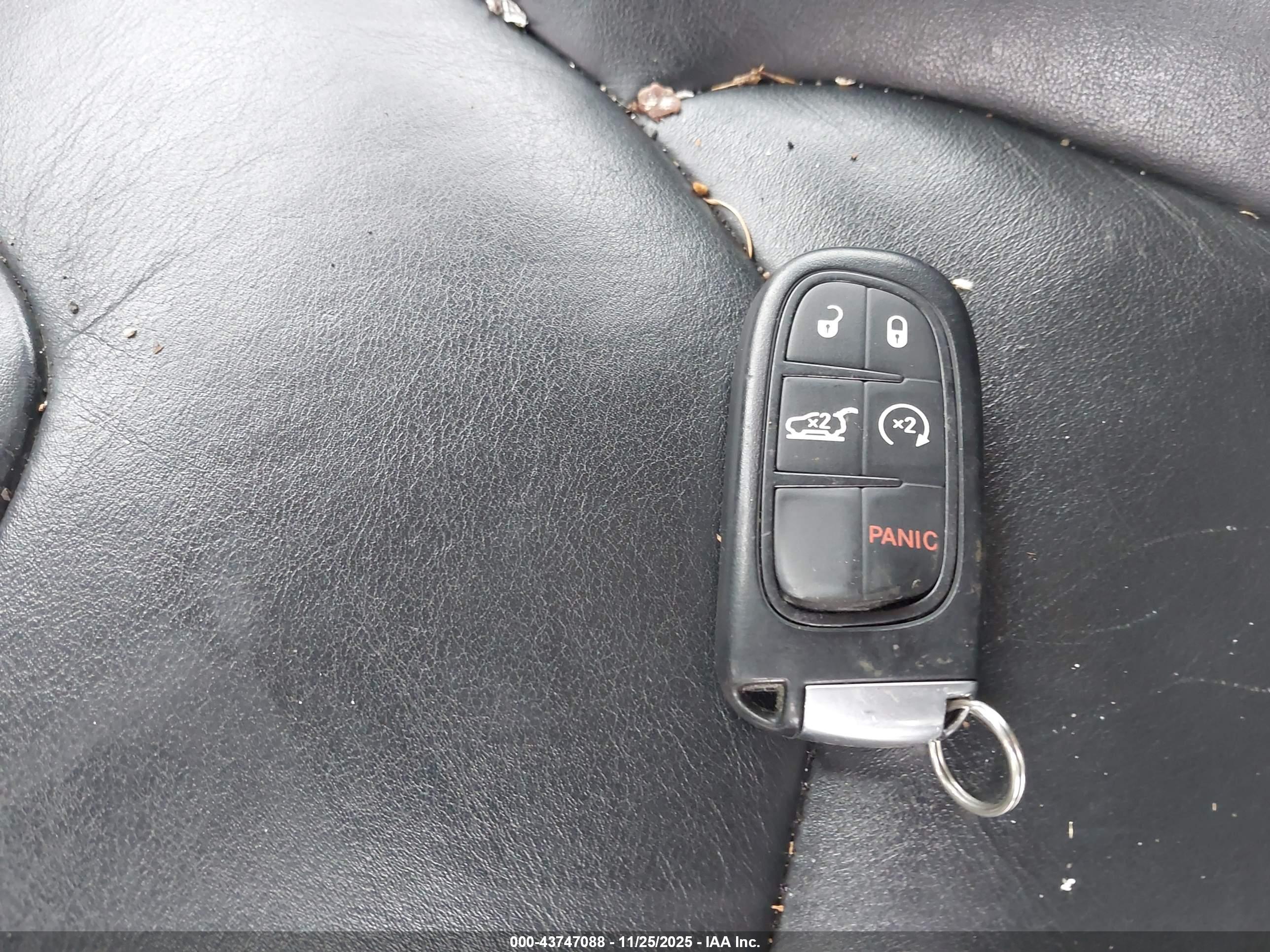 JEEP CHEROKEE image 11