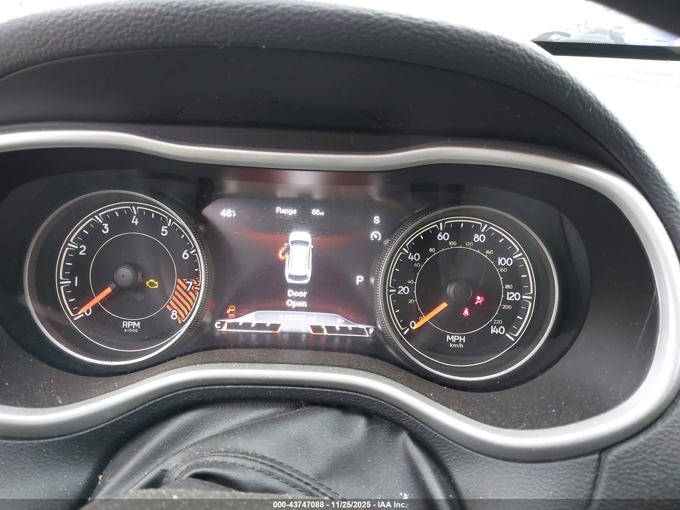 JEEP CHEROKEE image 7