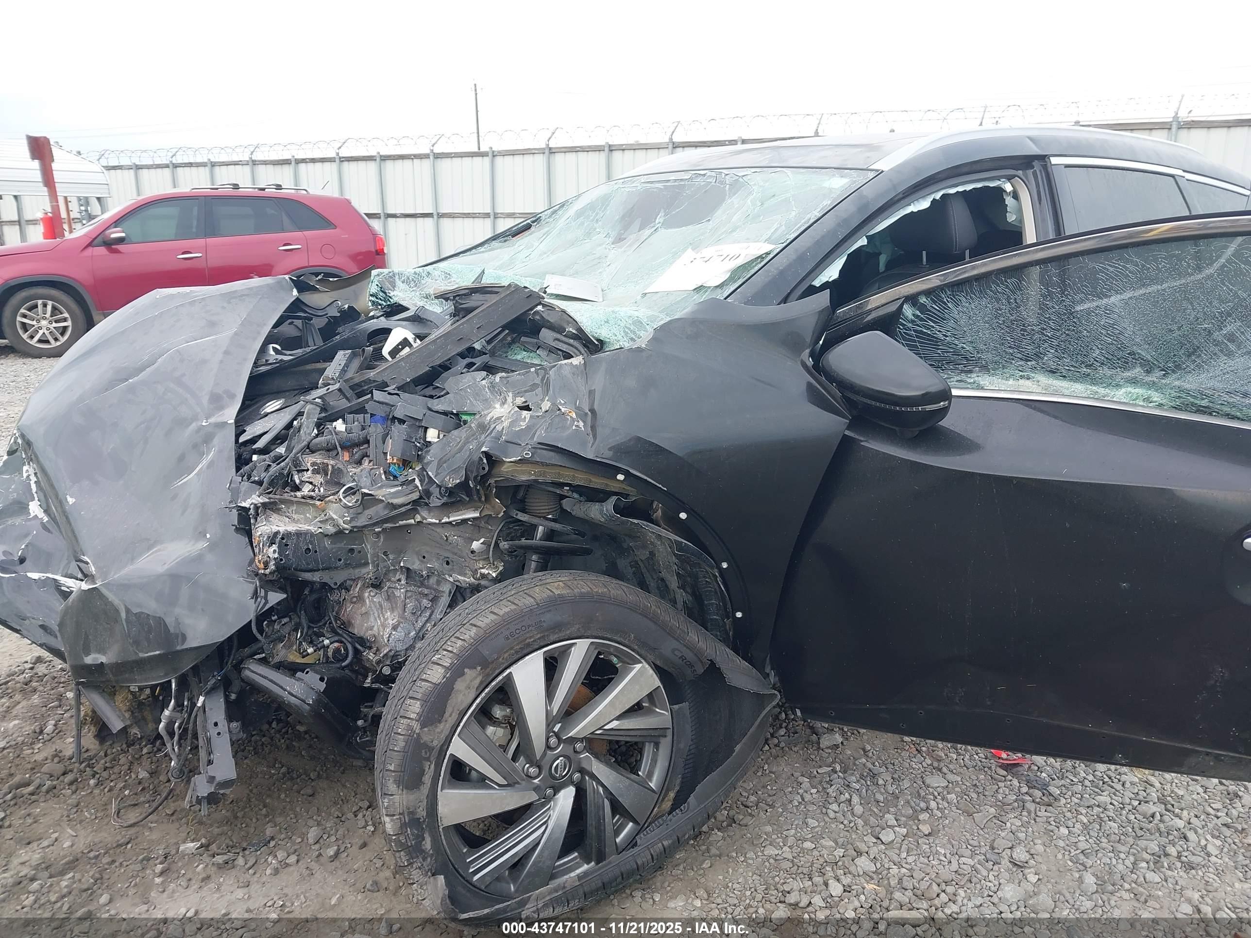 NISSAN MURANO image 6