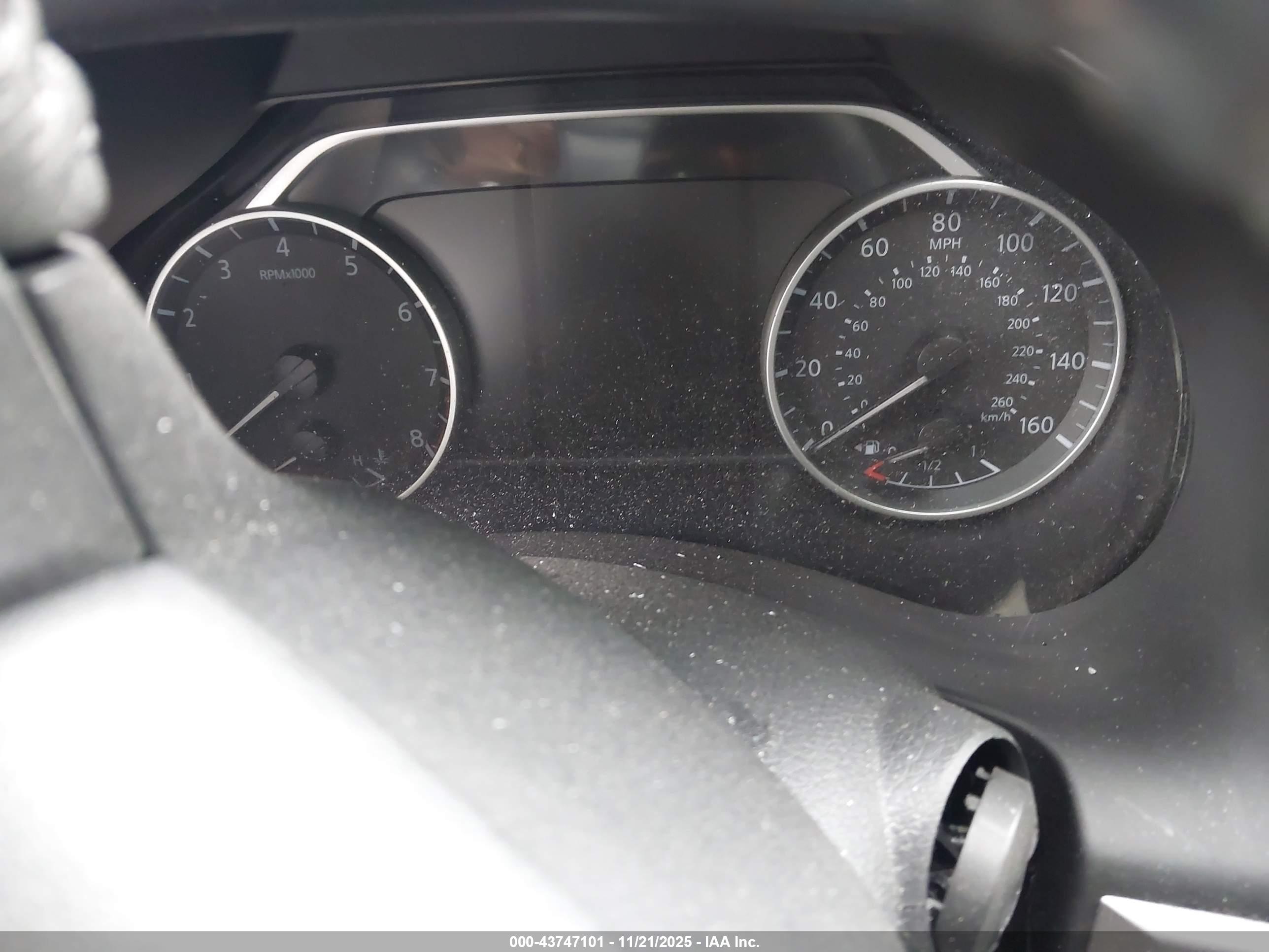 NISSAN MURANO image 7
