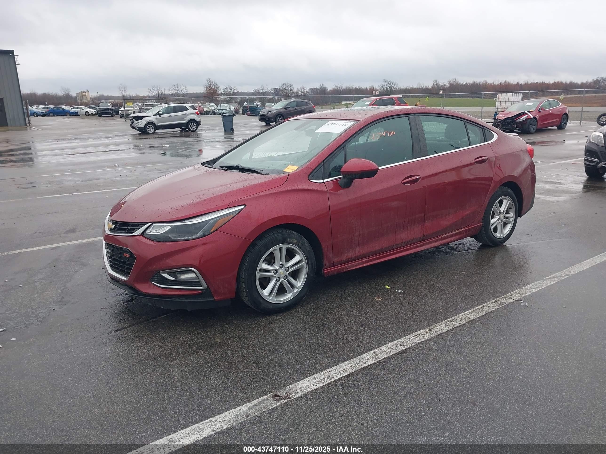 CHEVROLET CRUZE image 2
