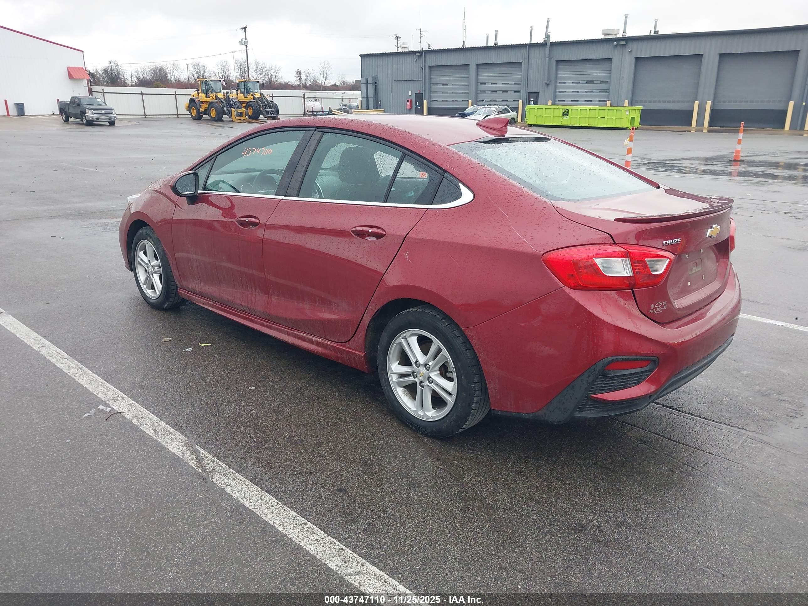 CHEVROLET CRUZE image 3