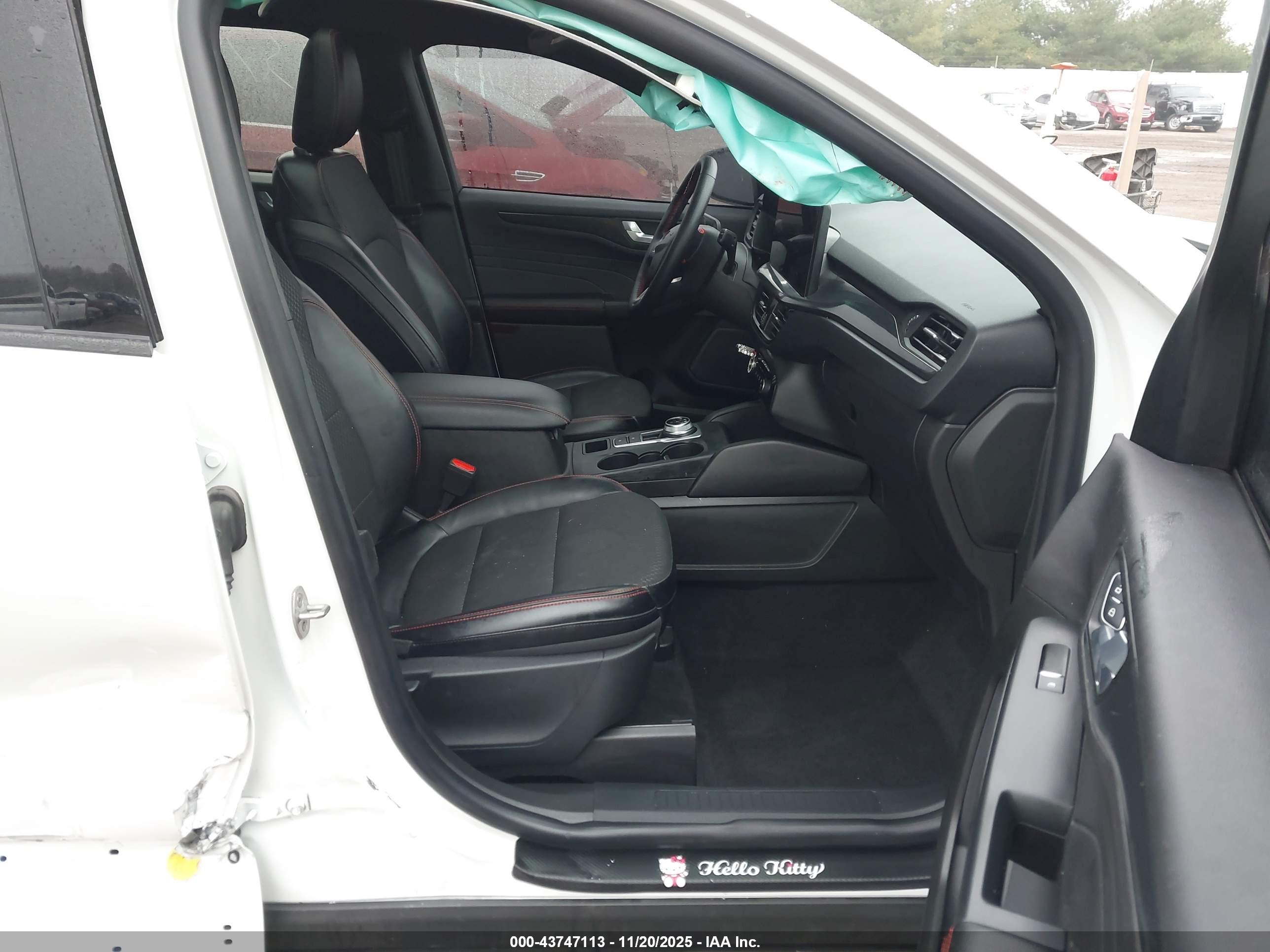 FORD ESCAPE image 5