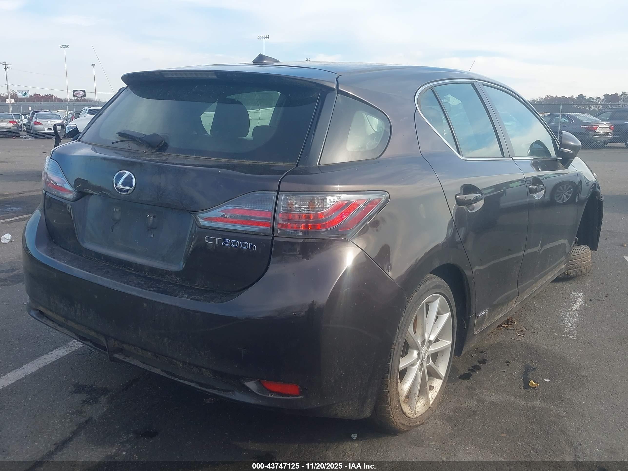 LEXUS CT image 4