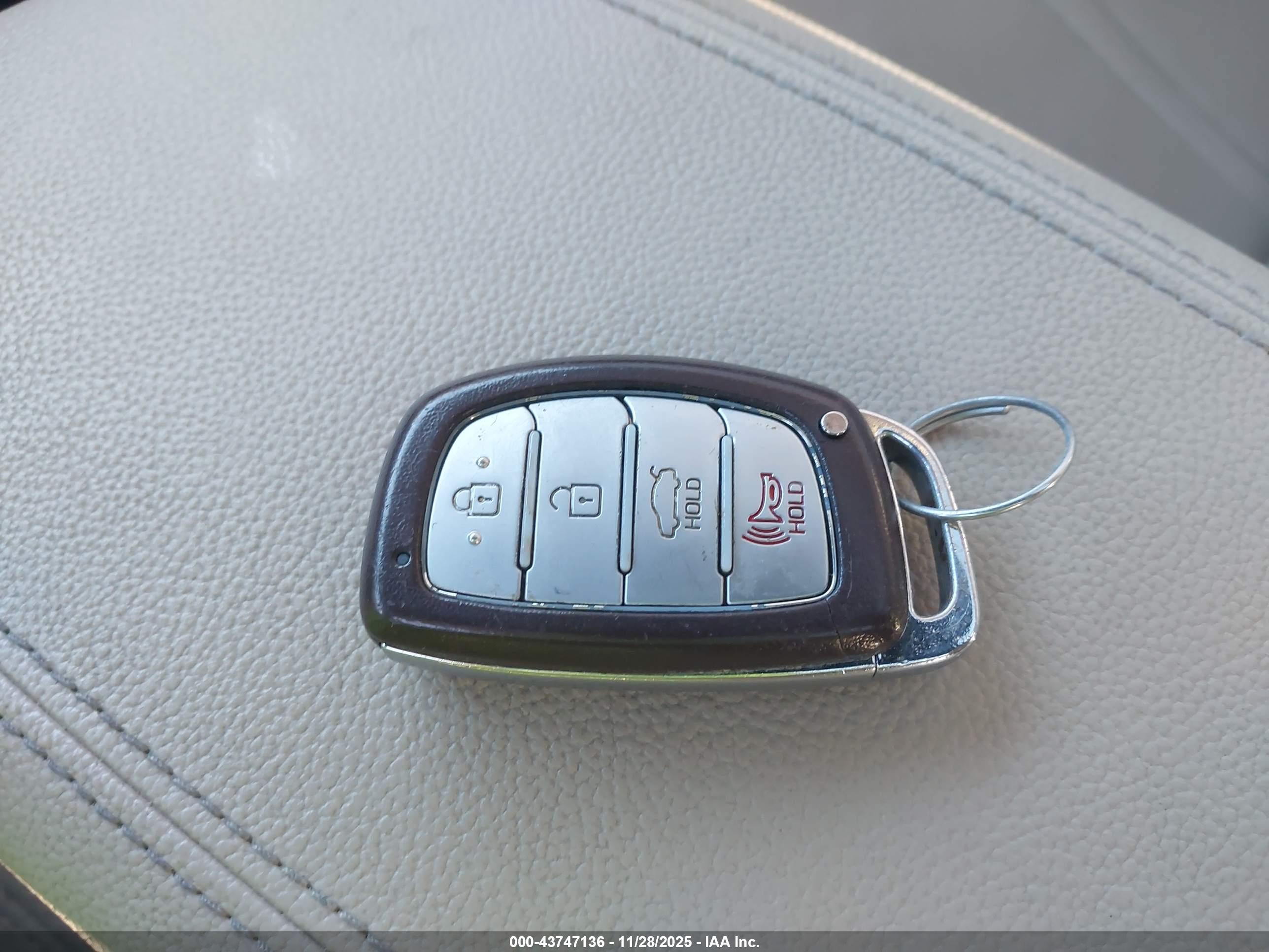 HYUNDAI SONATA image 11