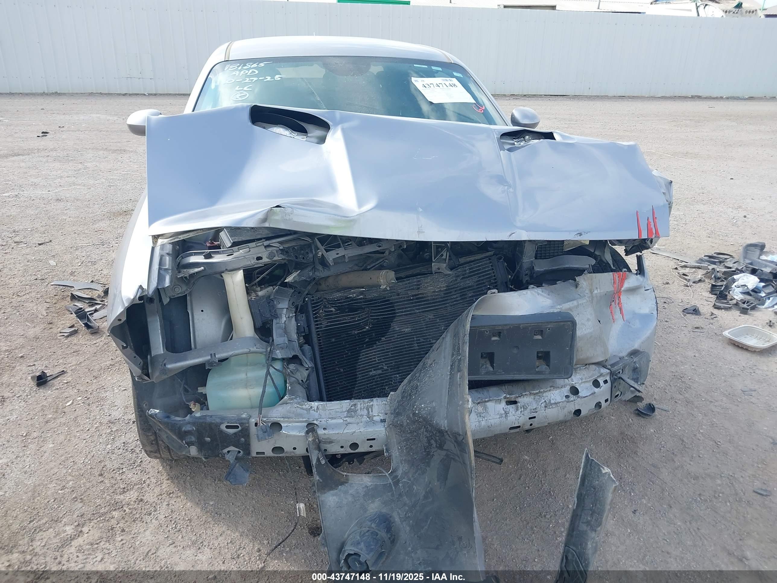 DODGE CHALLENGER image 6