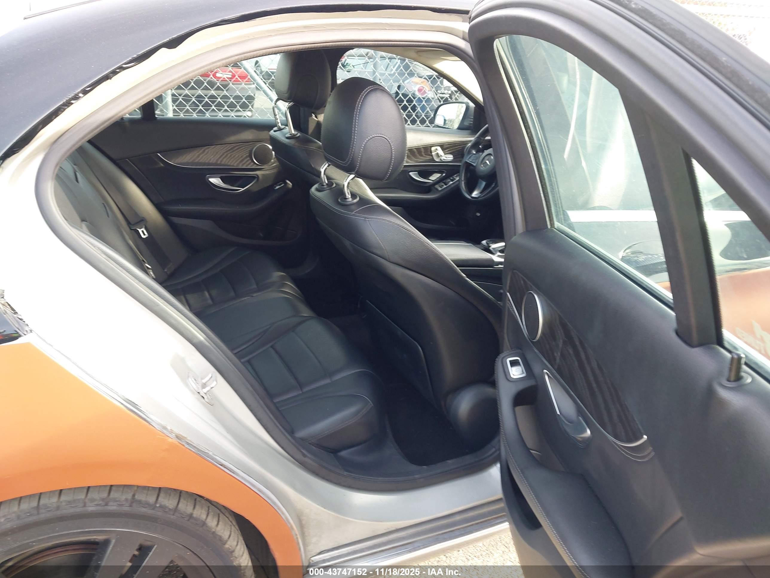 MERCEDES-BENZ C image 8