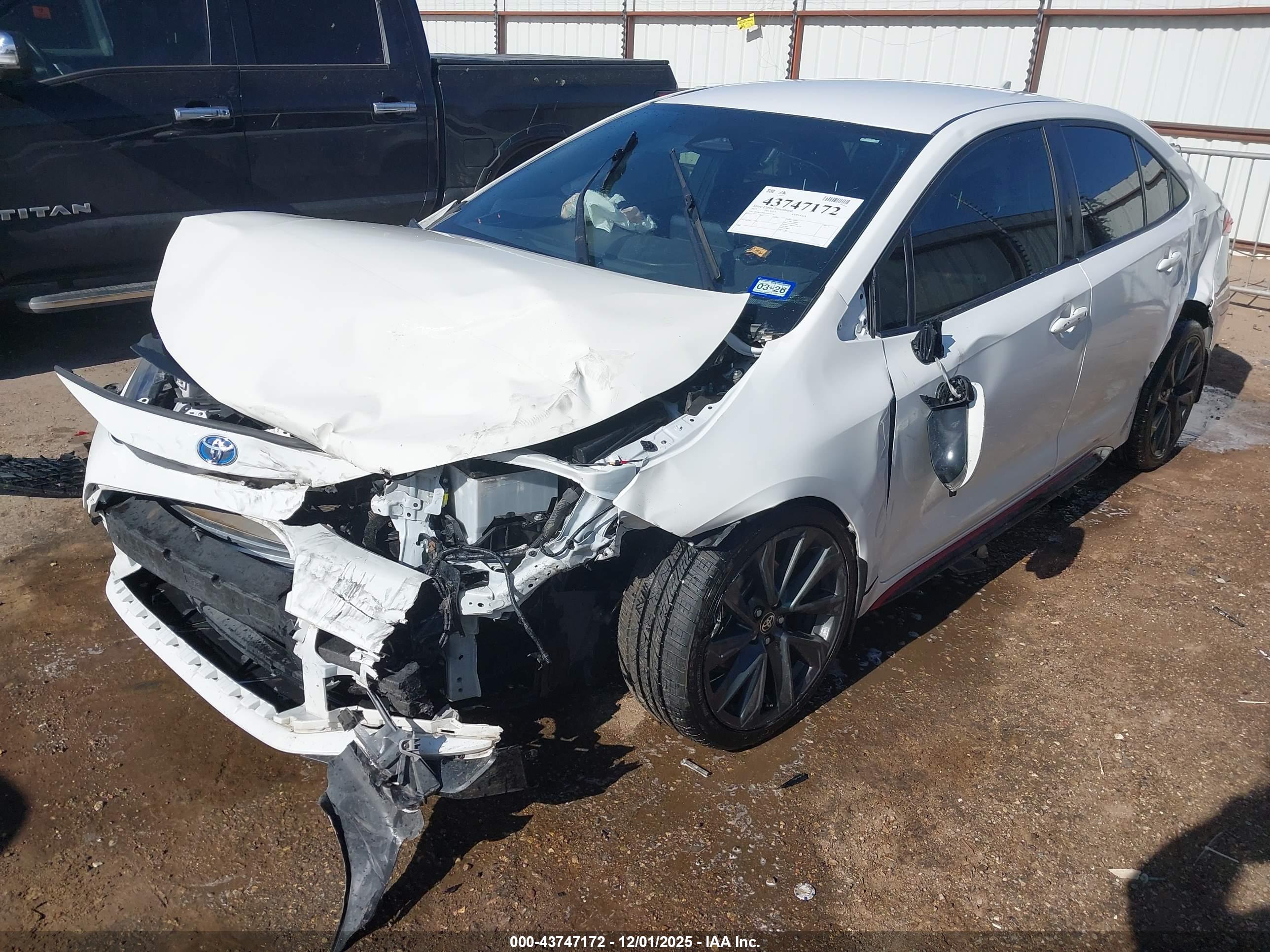 TOYOTA COROLLA image 2