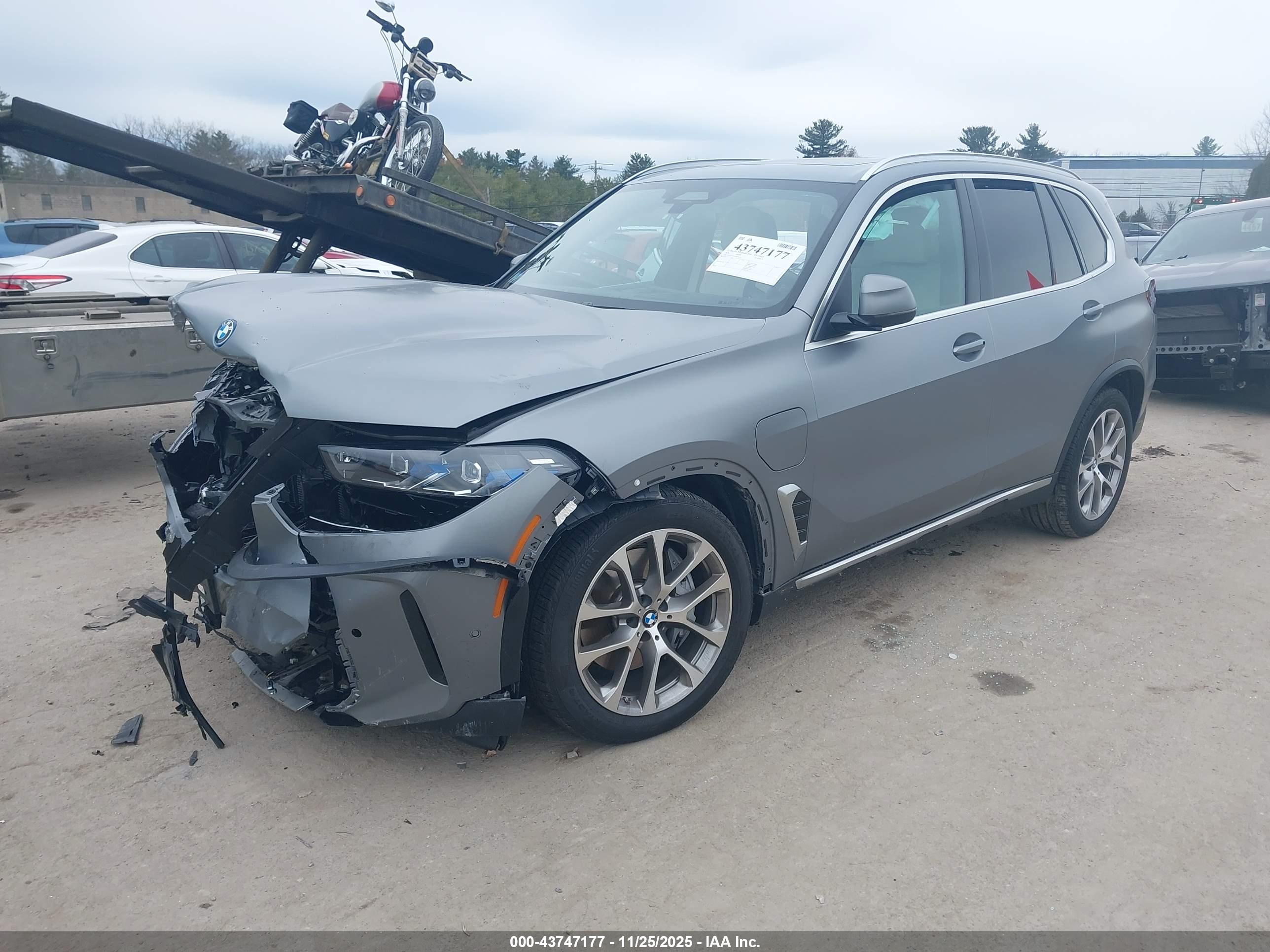 BMW X5 image 2