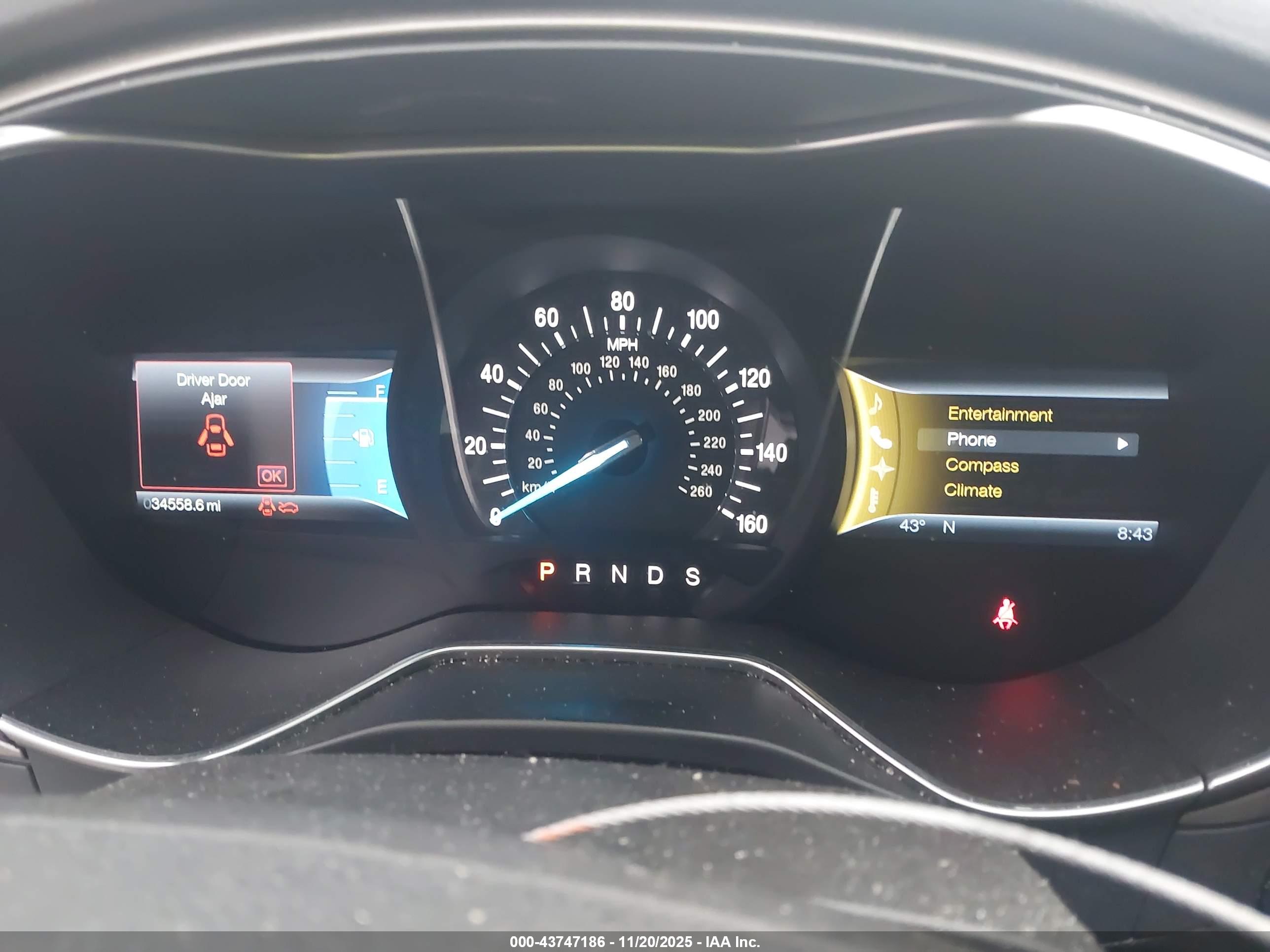 FORD FUSION image 7