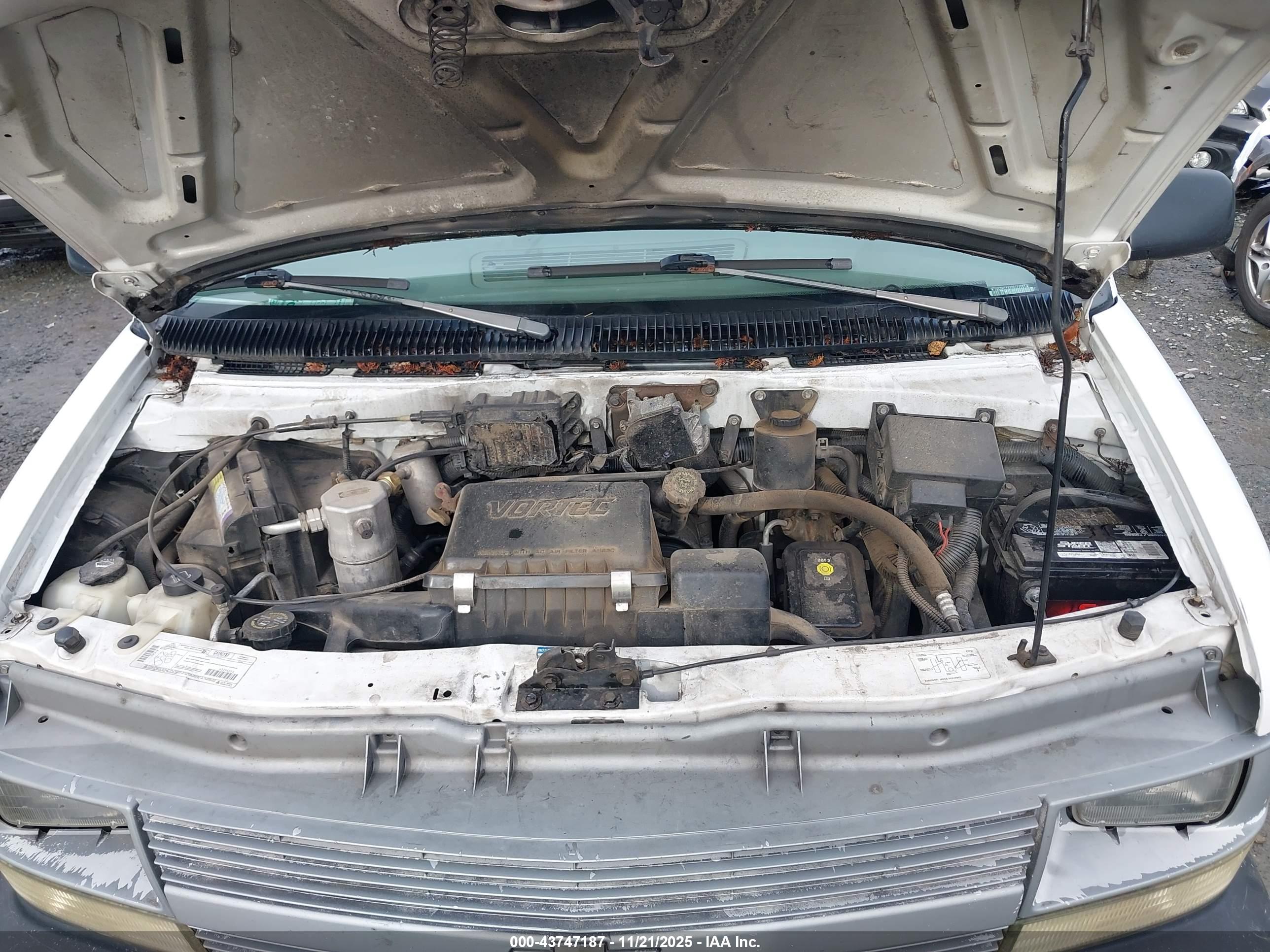 CHEVROLET ASTRO image 10