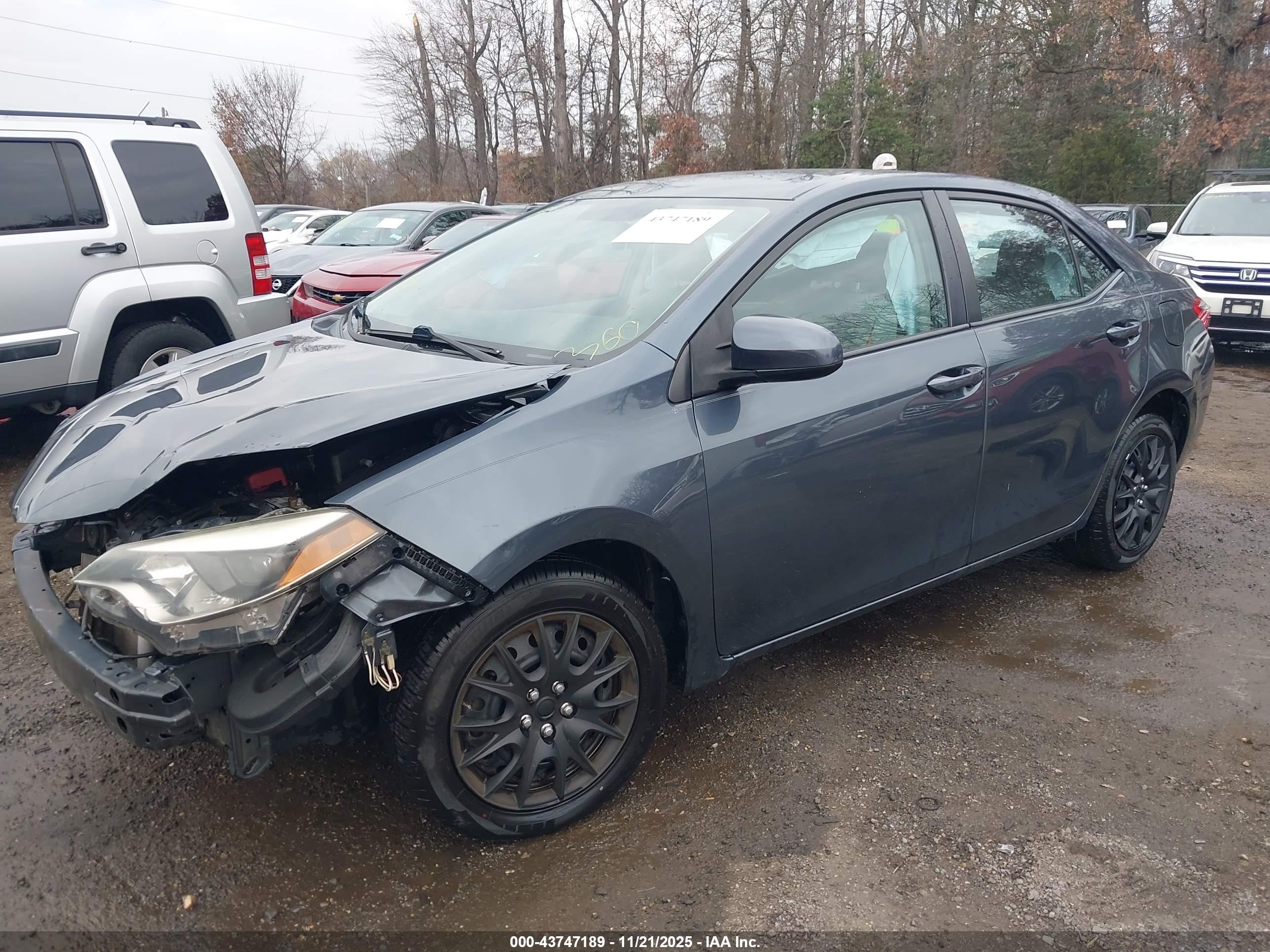 TOYOTA COROLLA image 2