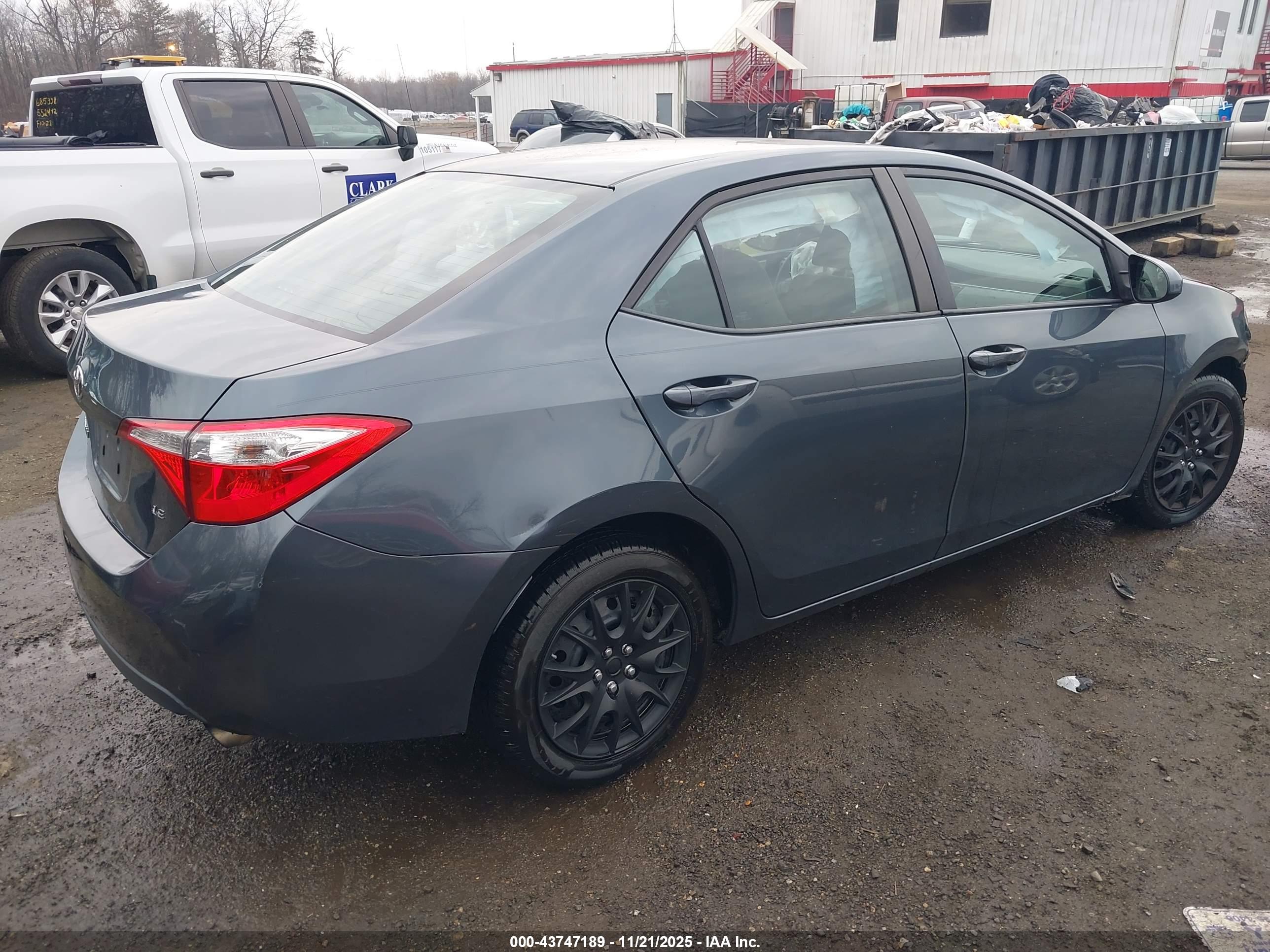 TOYOTA COROLLA image 4
