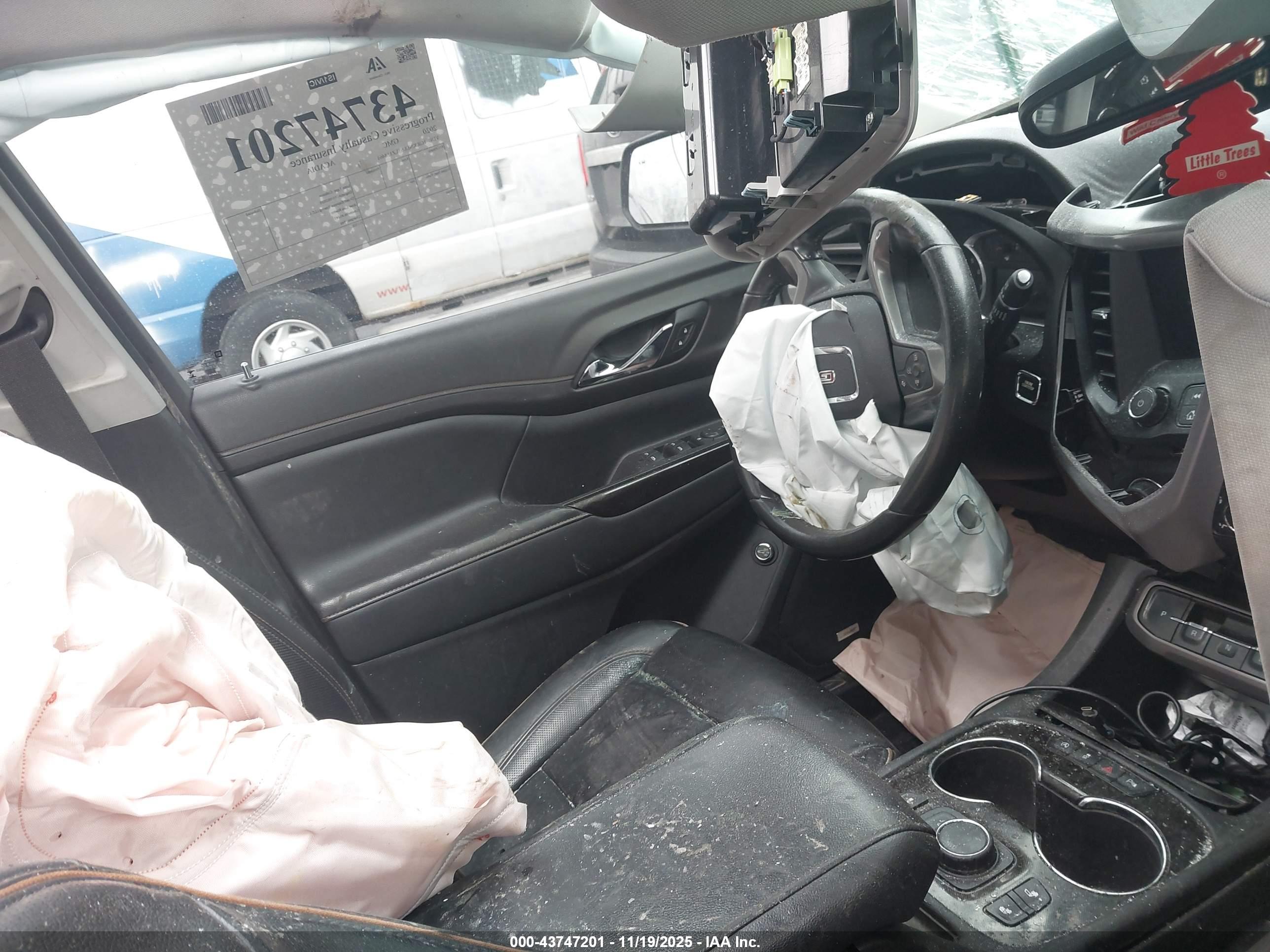GMC ACADIA image 5