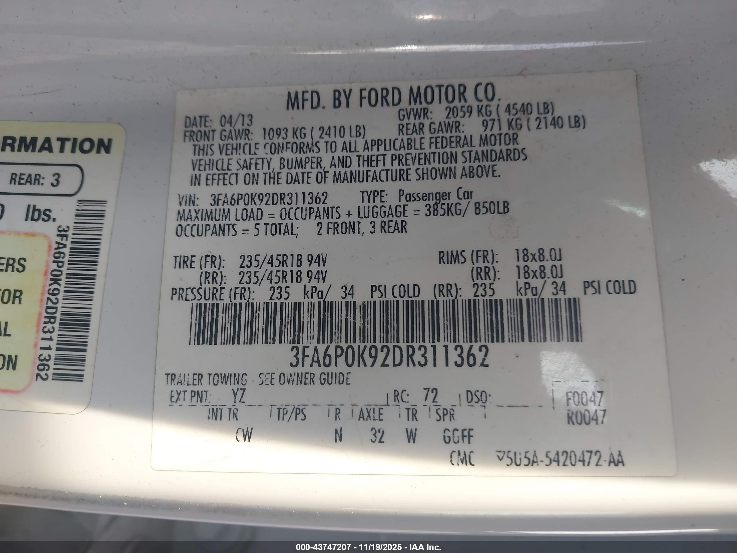 FORD FUSION image 9