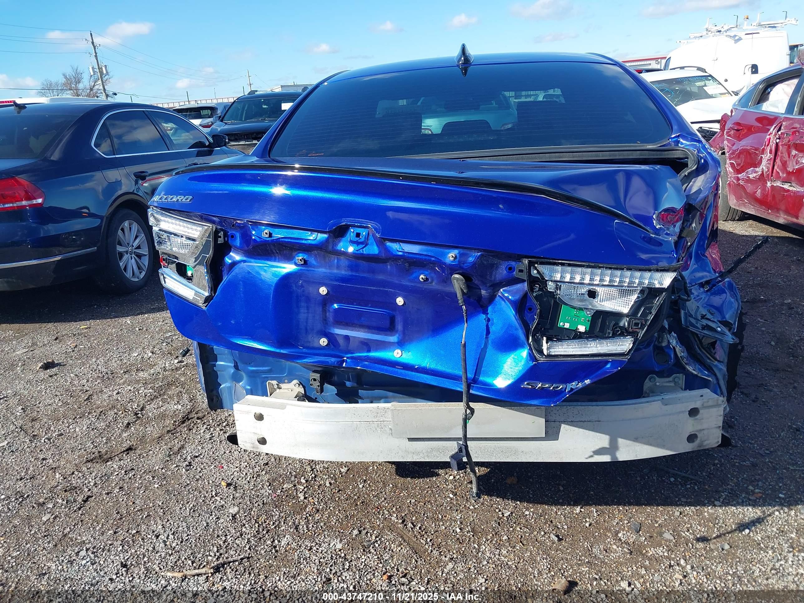 HONDA ACCORD image 6