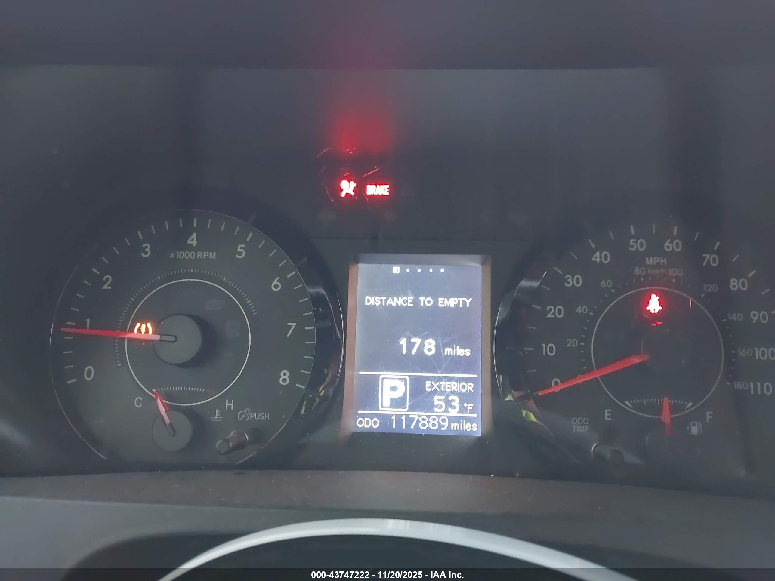 TOYOTA SIENNA image 7