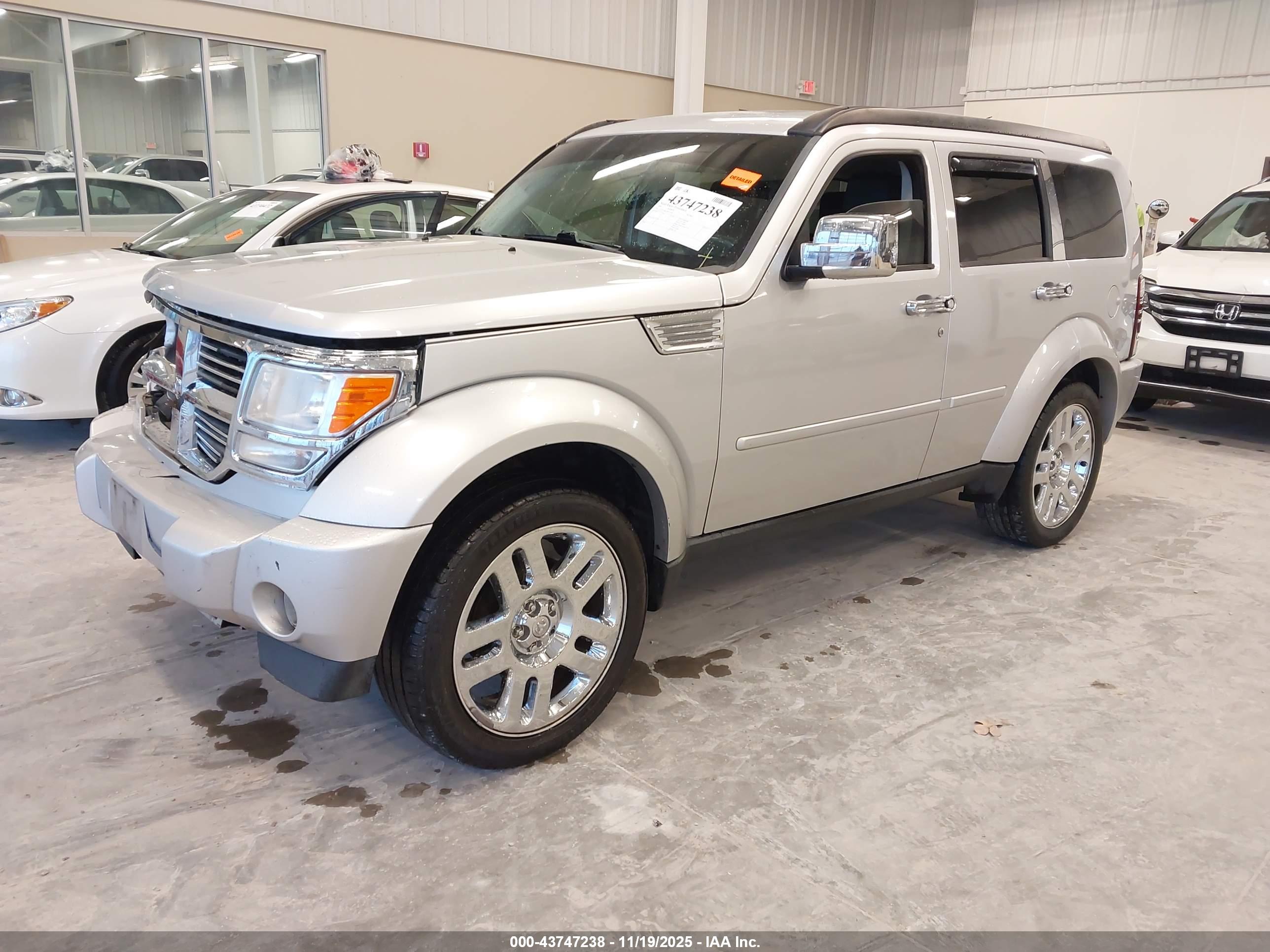 DODGE NITRO image 2