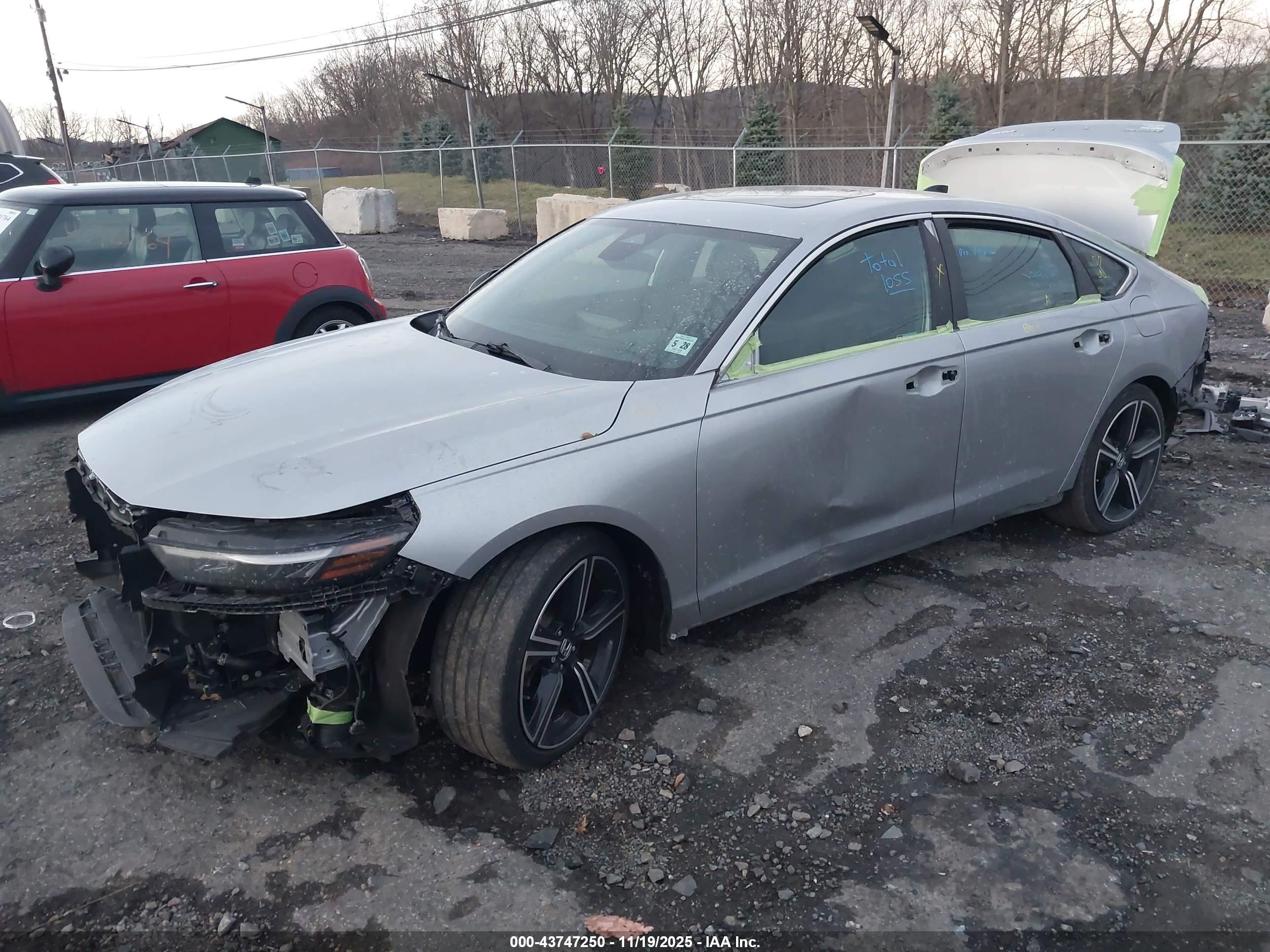 HONDA ACCORD image 2