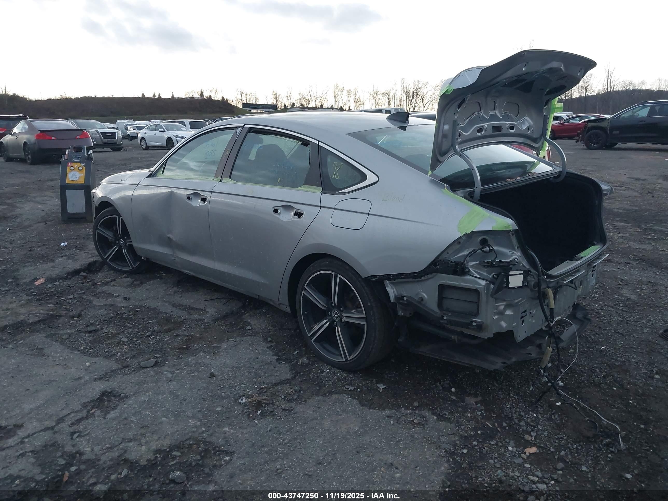HONDA ACCORD image 3