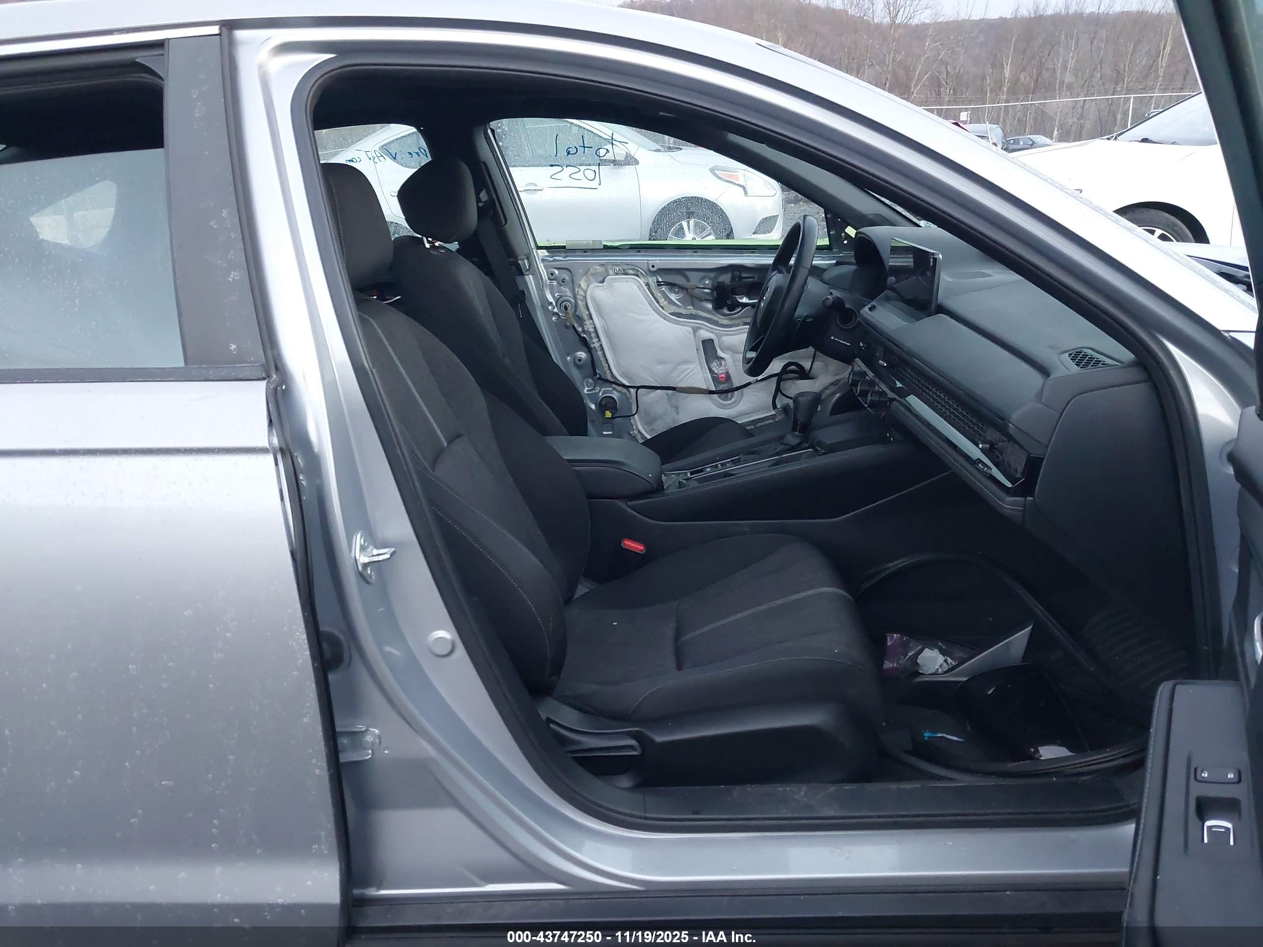 HONDA ACCORD image 5