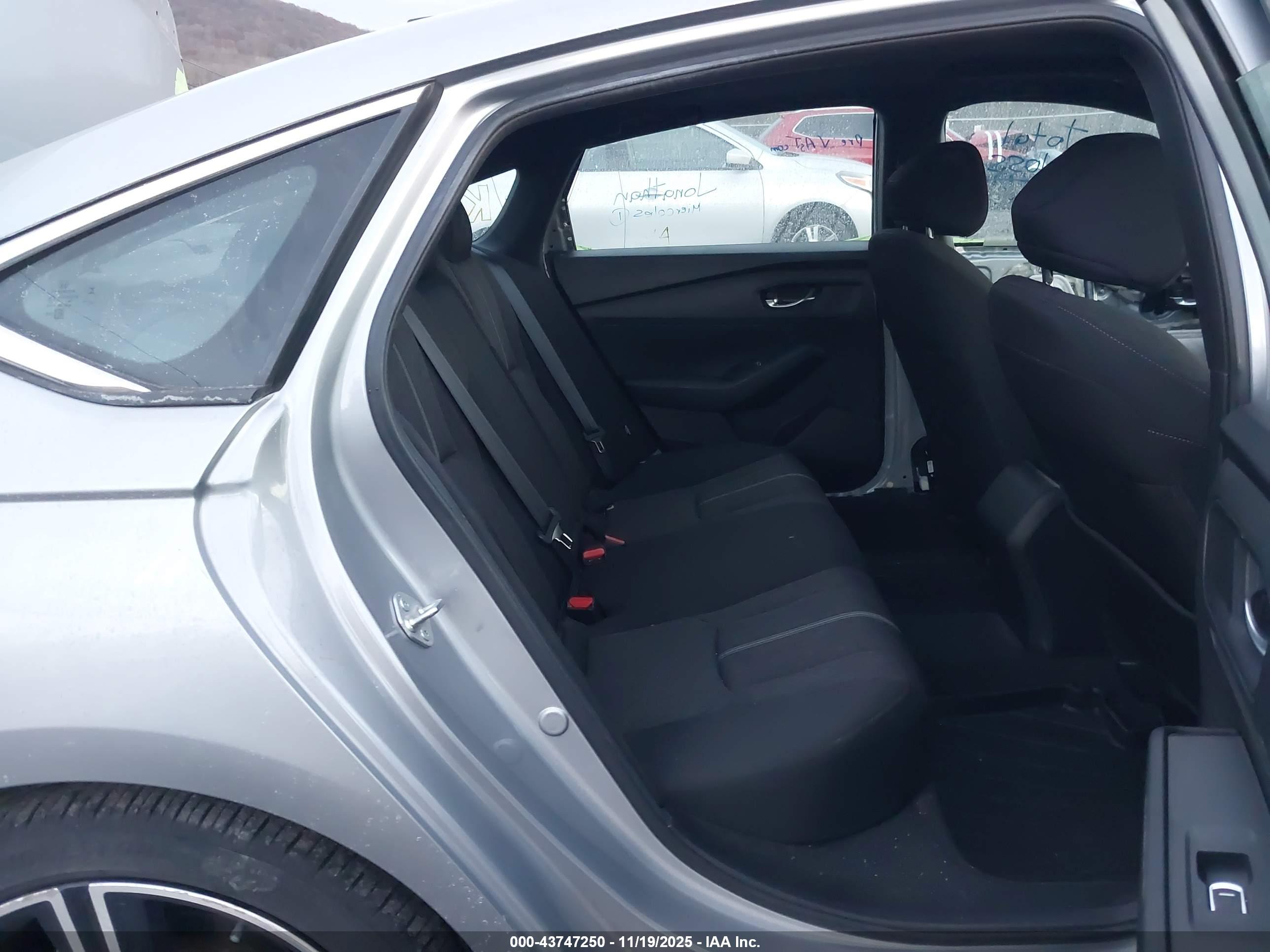 HONDA ACCORD image 8
