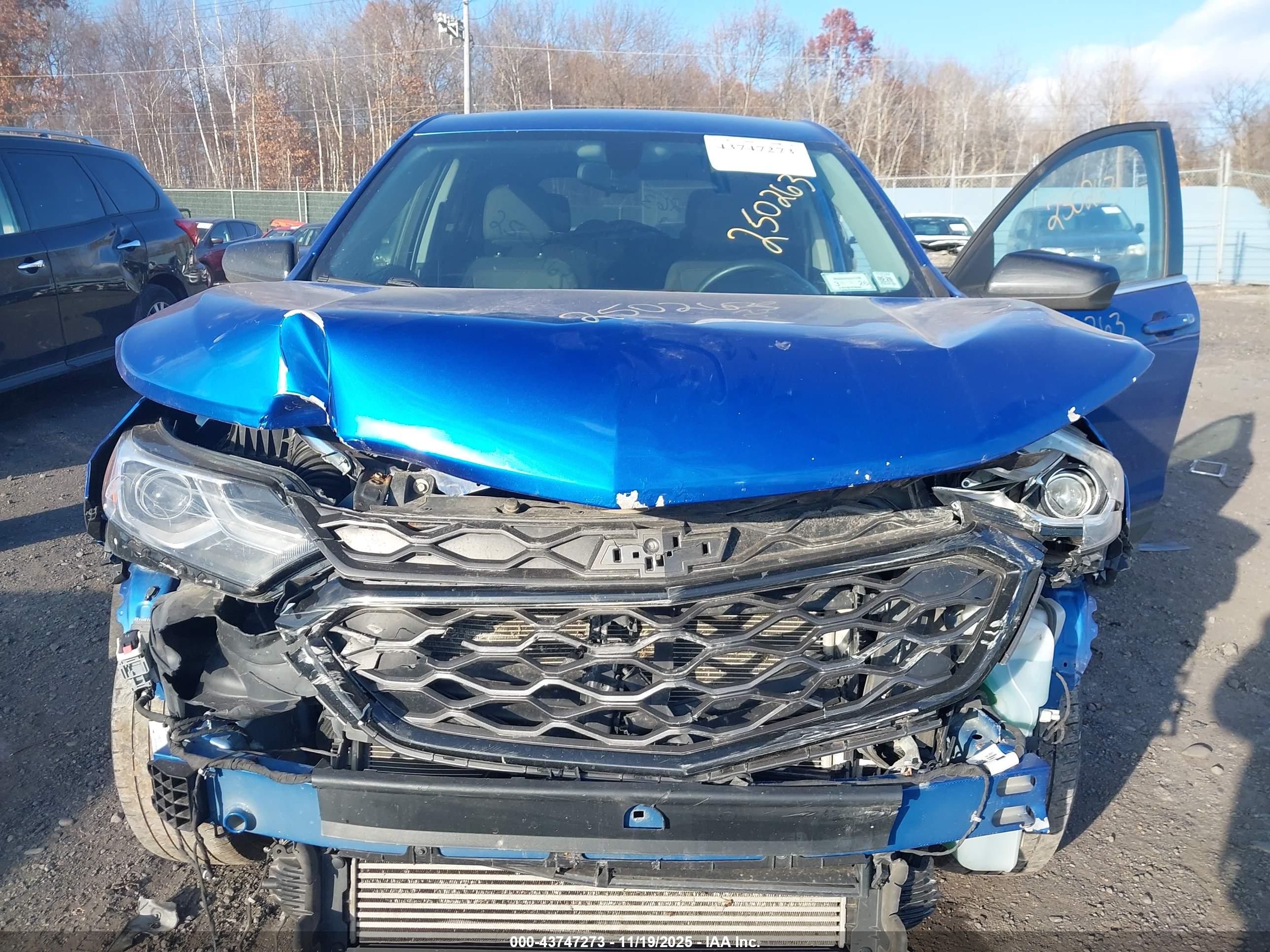 CHEVROLET EQUINOX image 6