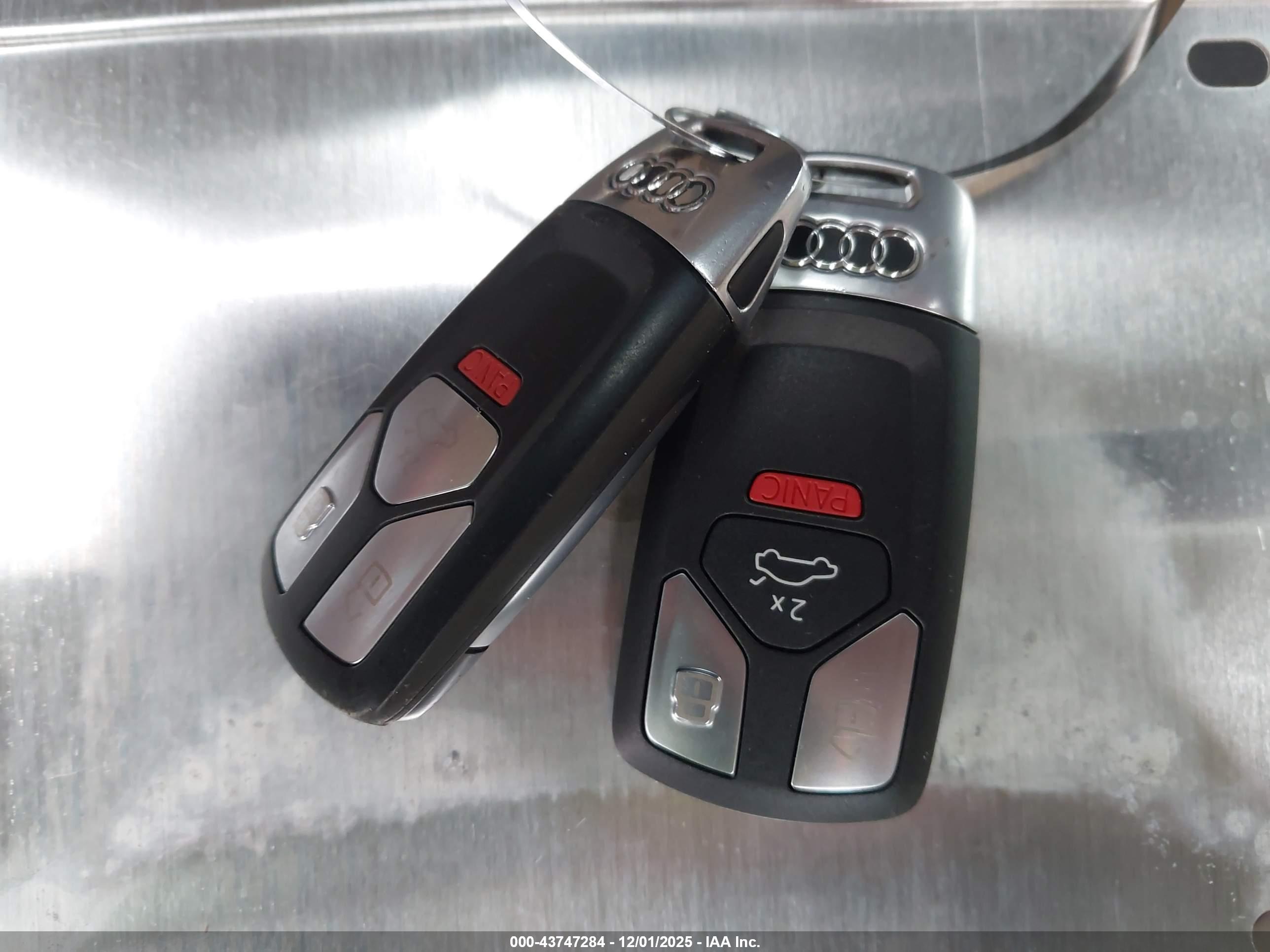 AUDI A4 image 11