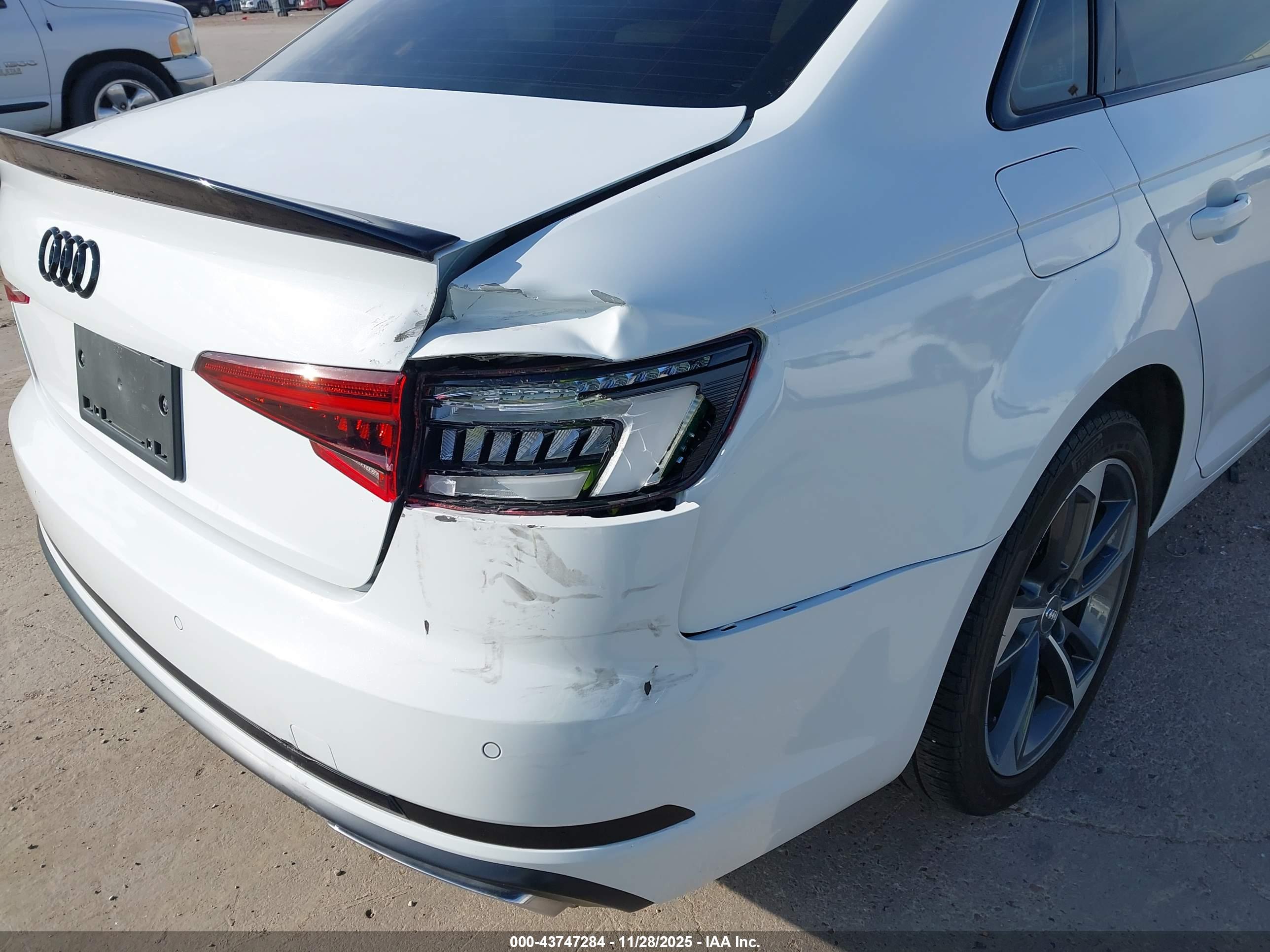 AUDI A4 image 6