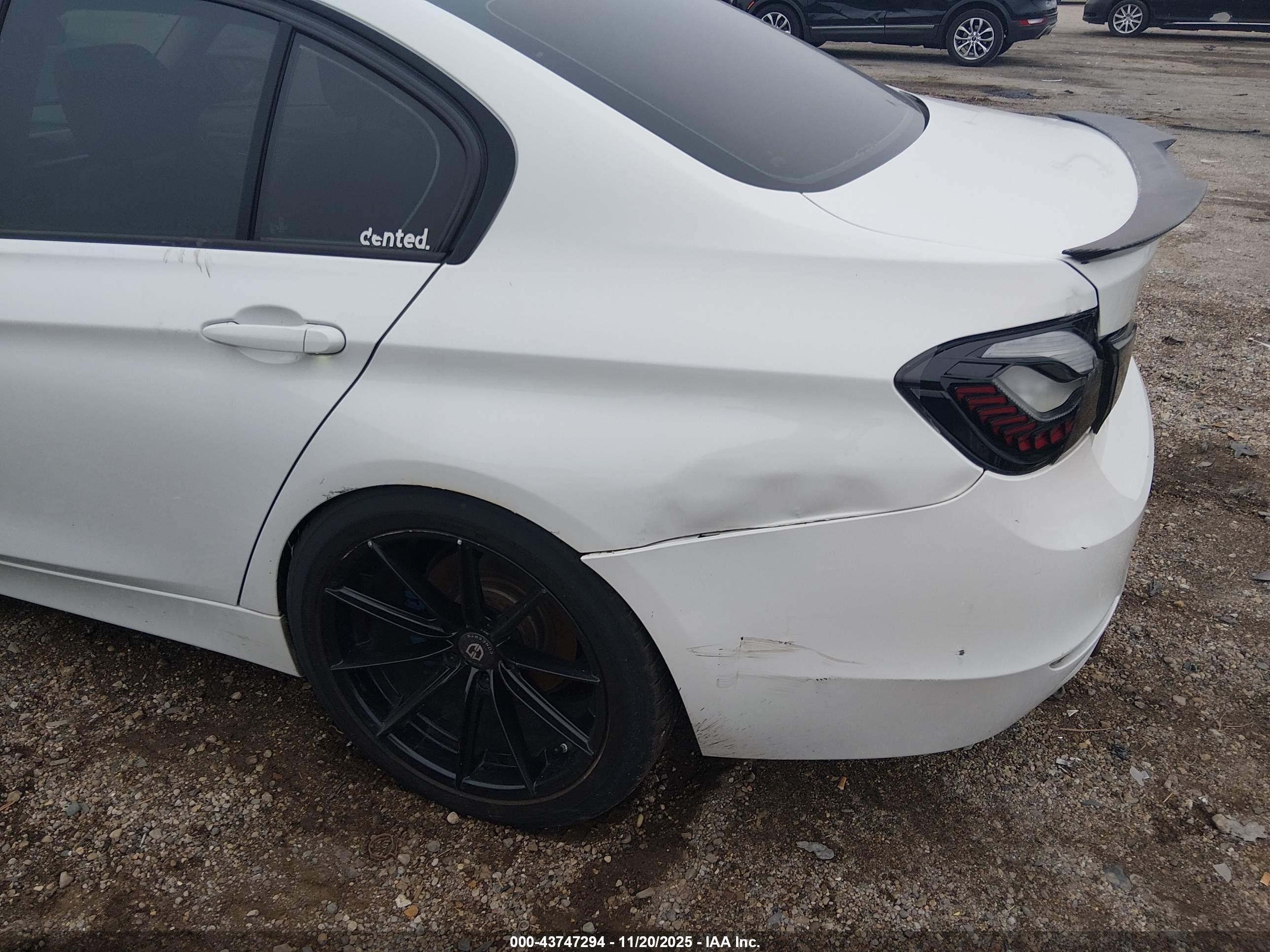 BMW 328I image 6
