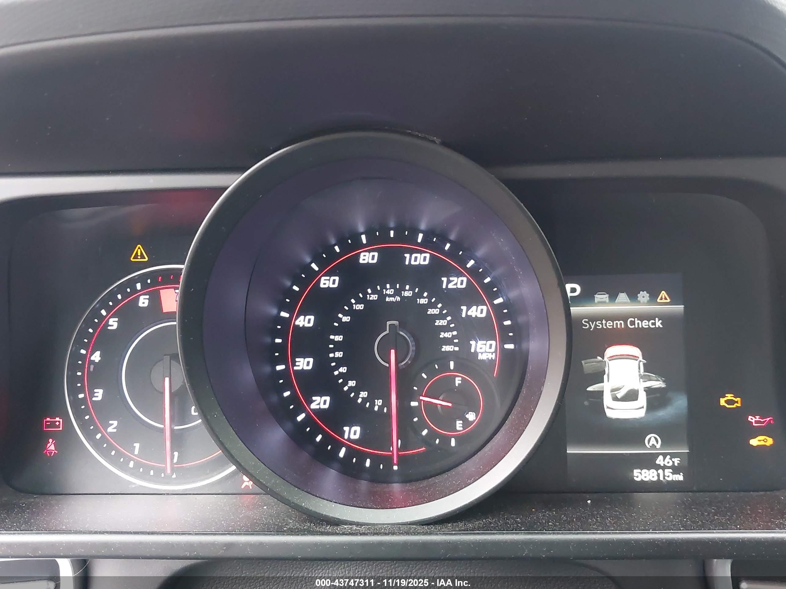 HYUNDAI ELANTRA image 7