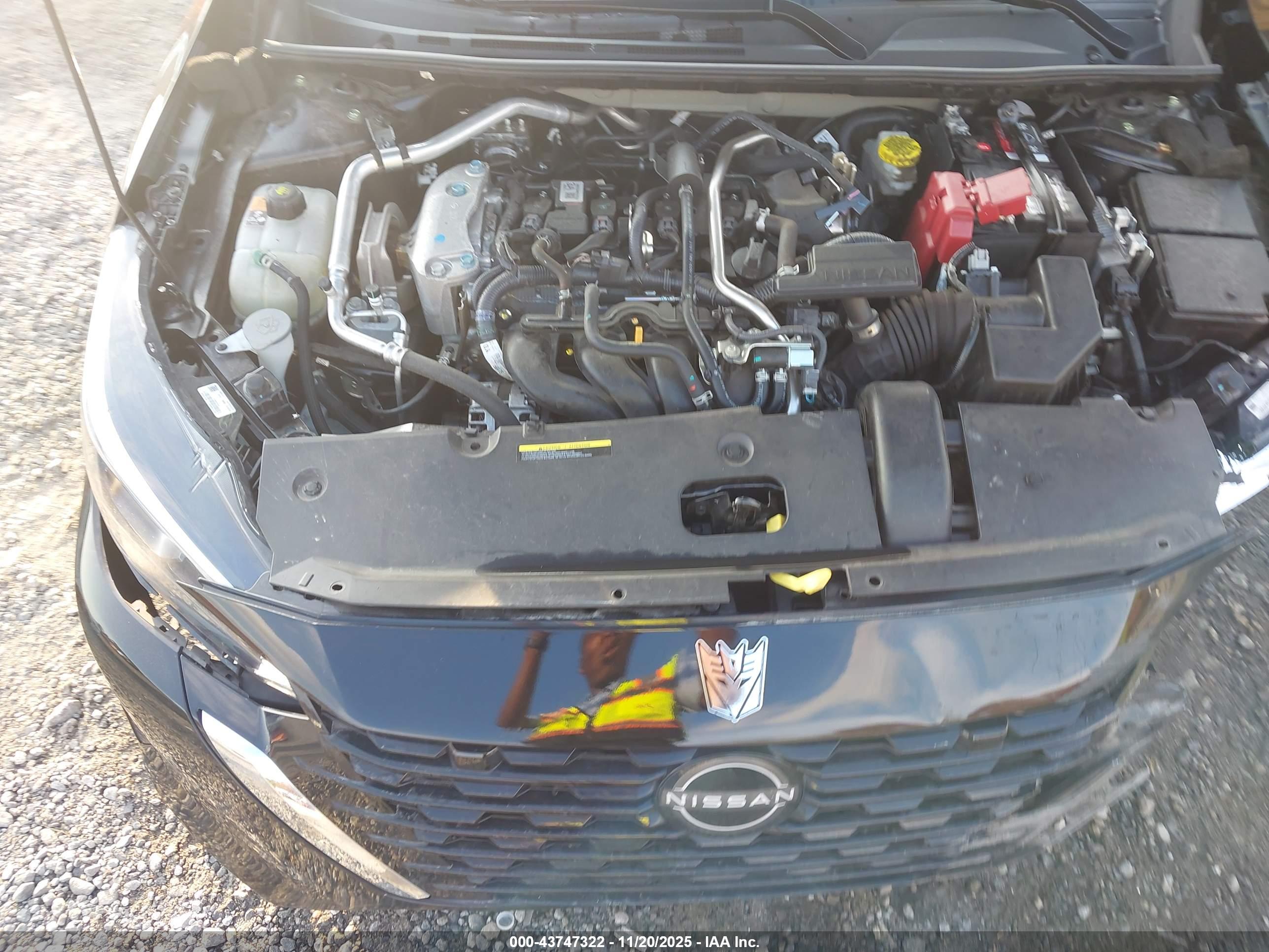 NISSAN SENTRA image 10