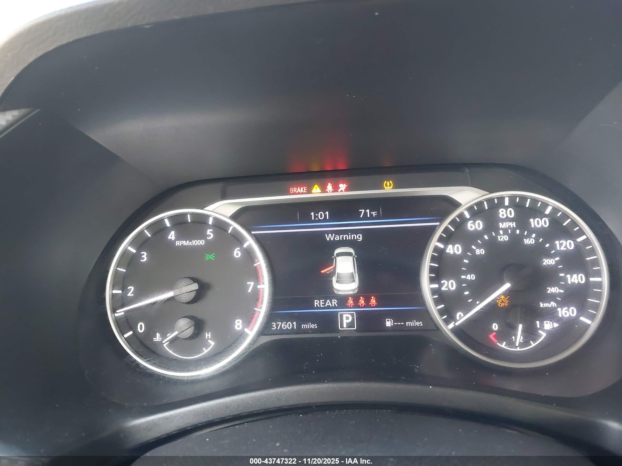 NISSAN SENTRA image 7